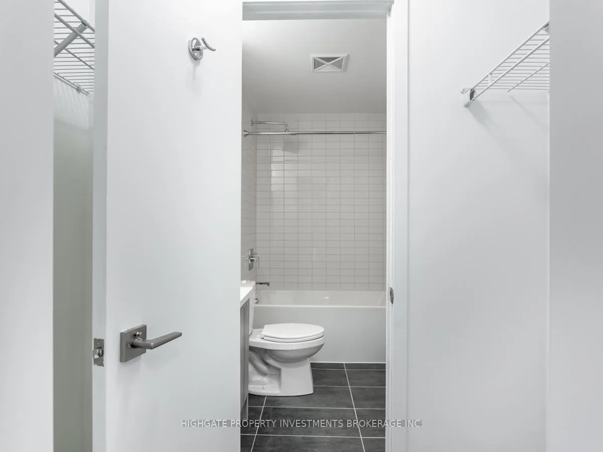 Photo 20 of Unit 305, 2916 Highway 7 Road, Vaughan, Concord — HOMEH