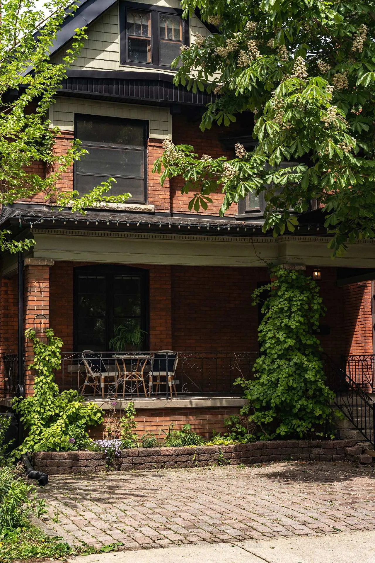 Photo 6 of 44 St Clair Avenue, Hamilton, Gibson — HOMEH