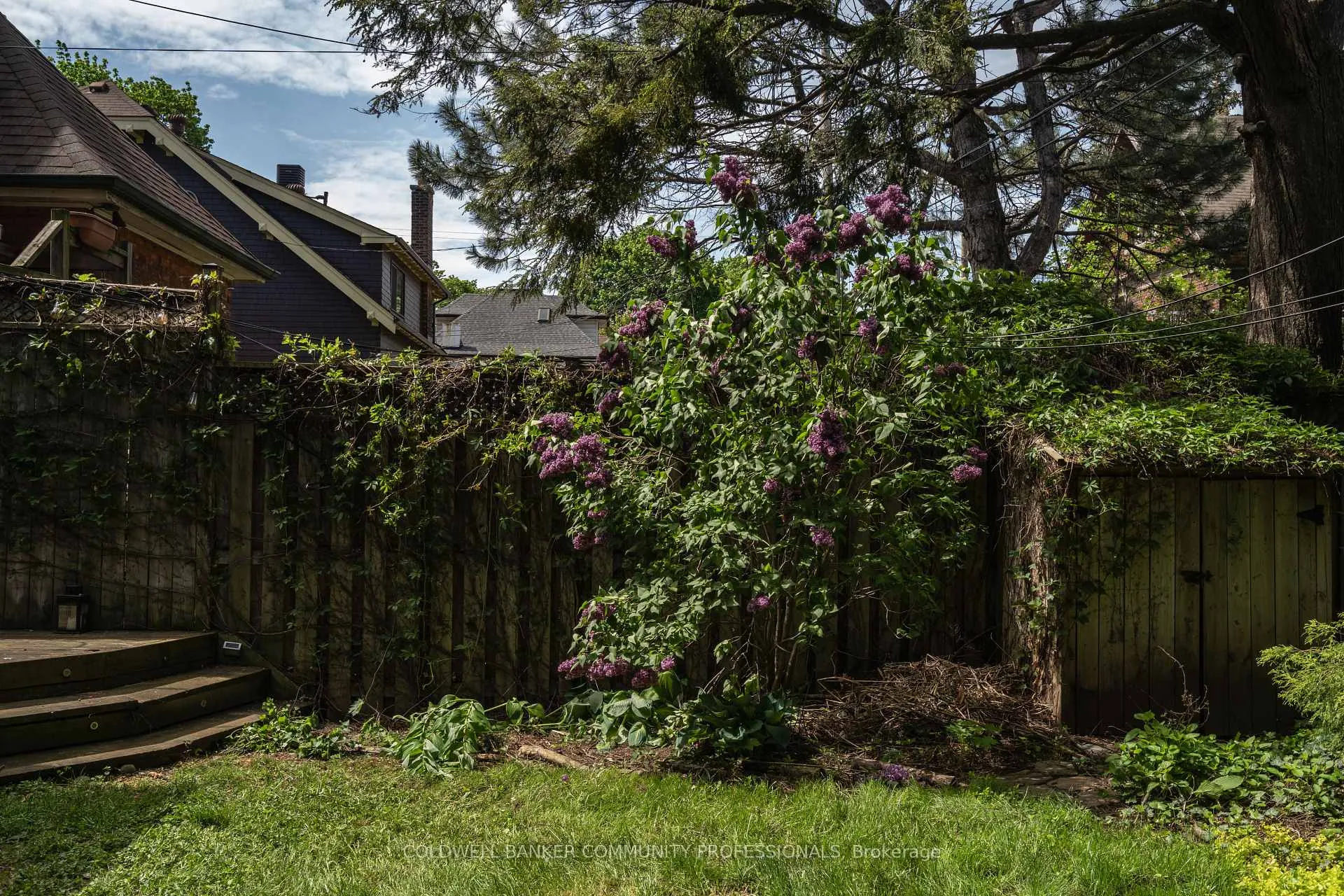 Photo 42 of 44 St Clair Avenue, Hamilton, Gibson — HOMEH