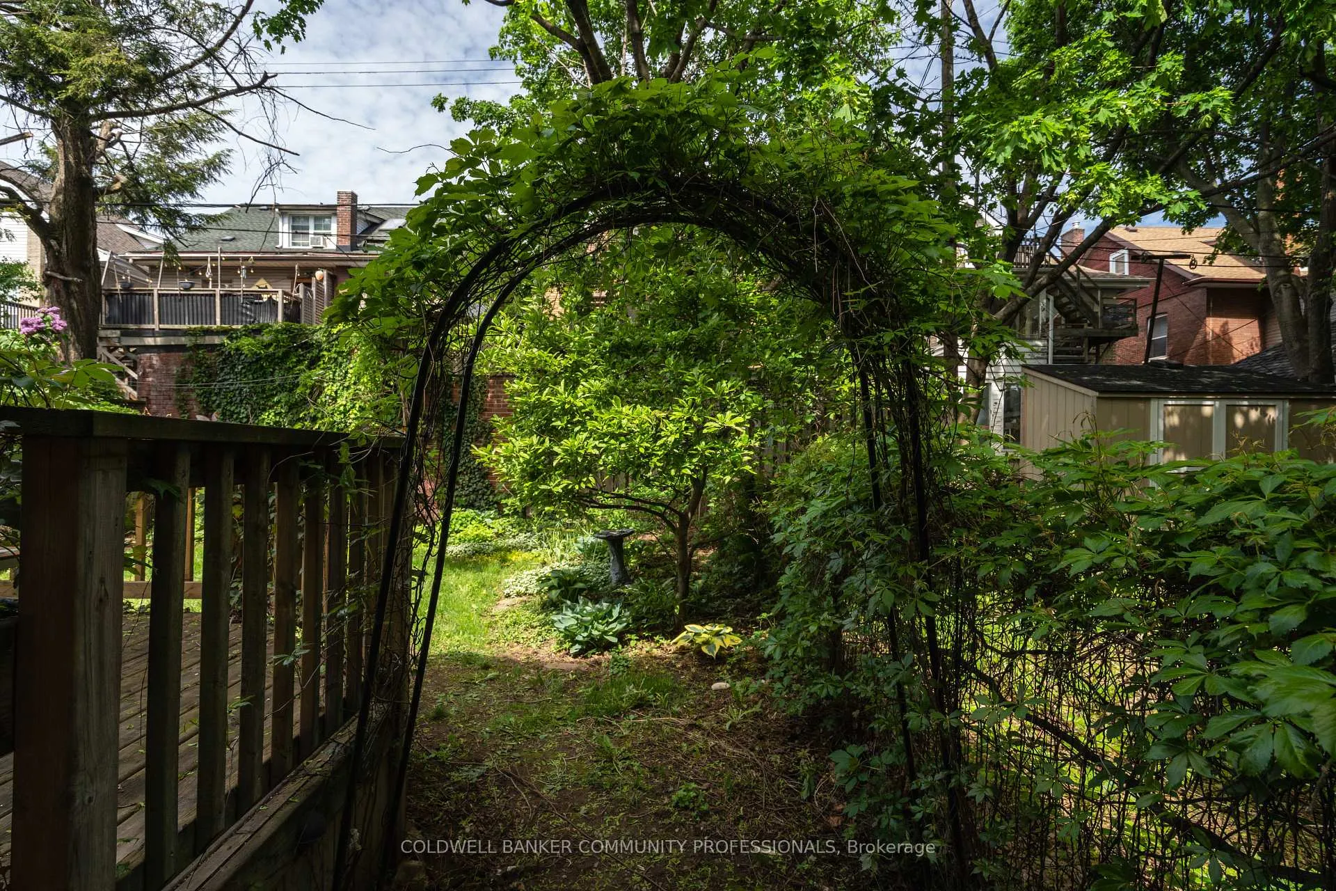 Photo 45 of 44 St Clair Avenue, Hamilton, Gibson — HOMEH