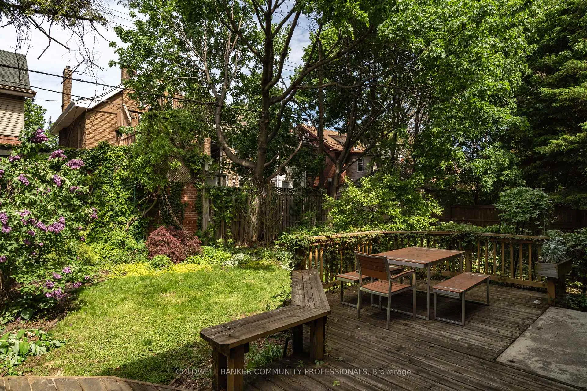 Photo 47 of 44 St Clair Avenue, Hamilton, Gibson — HOMEH