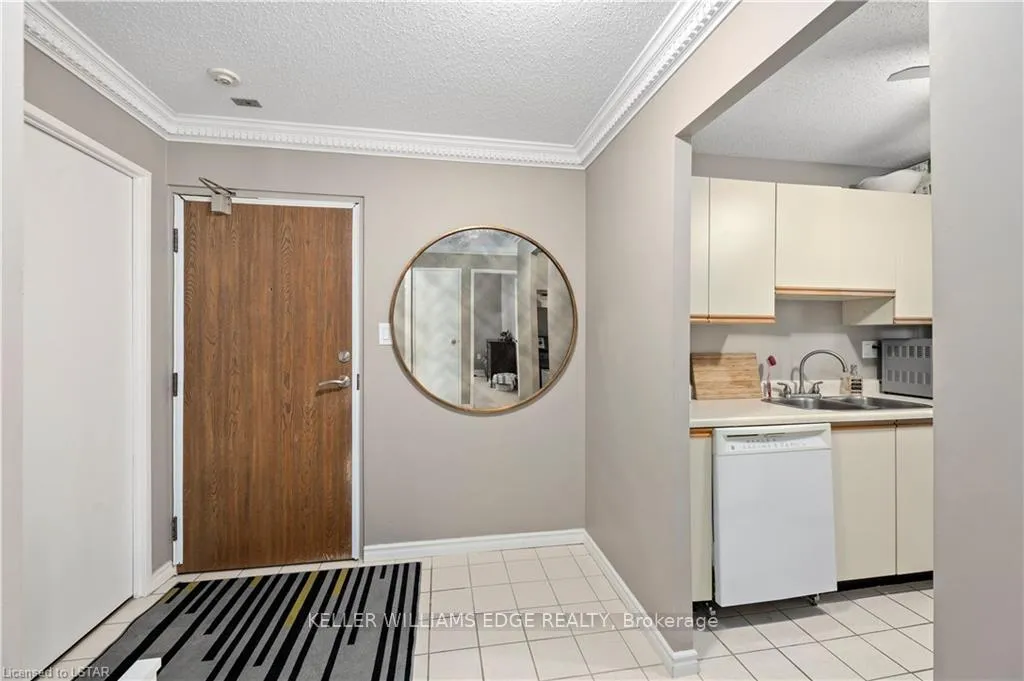 Photo 6 of Unit 1007, 45 Pond Mills Road, London, South J — HOMEH