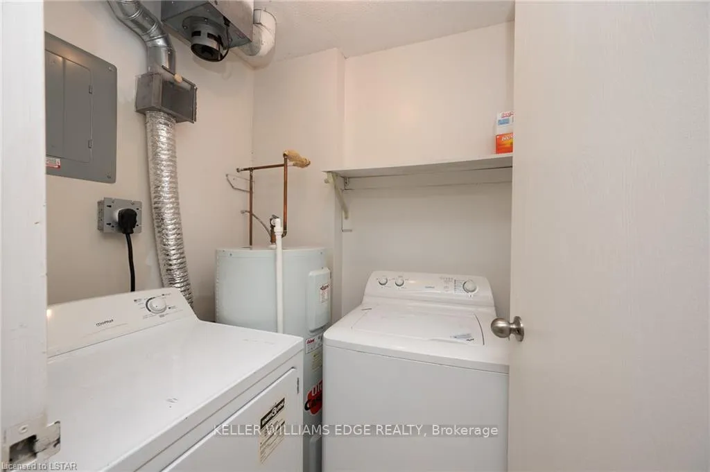 Photo 8 of Unit 1007, 45 Pond Mills Road, London, South J — HOMEH