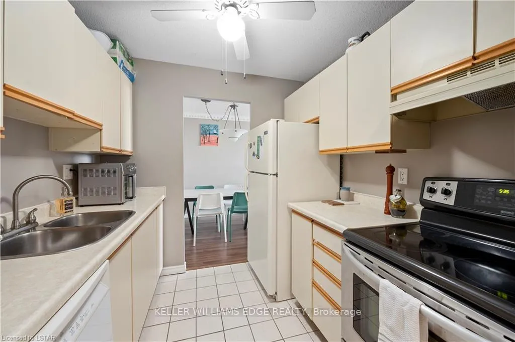 Photo 9 of Unit 1007, 45 Pond Mills Road, London, South J — HOMEH