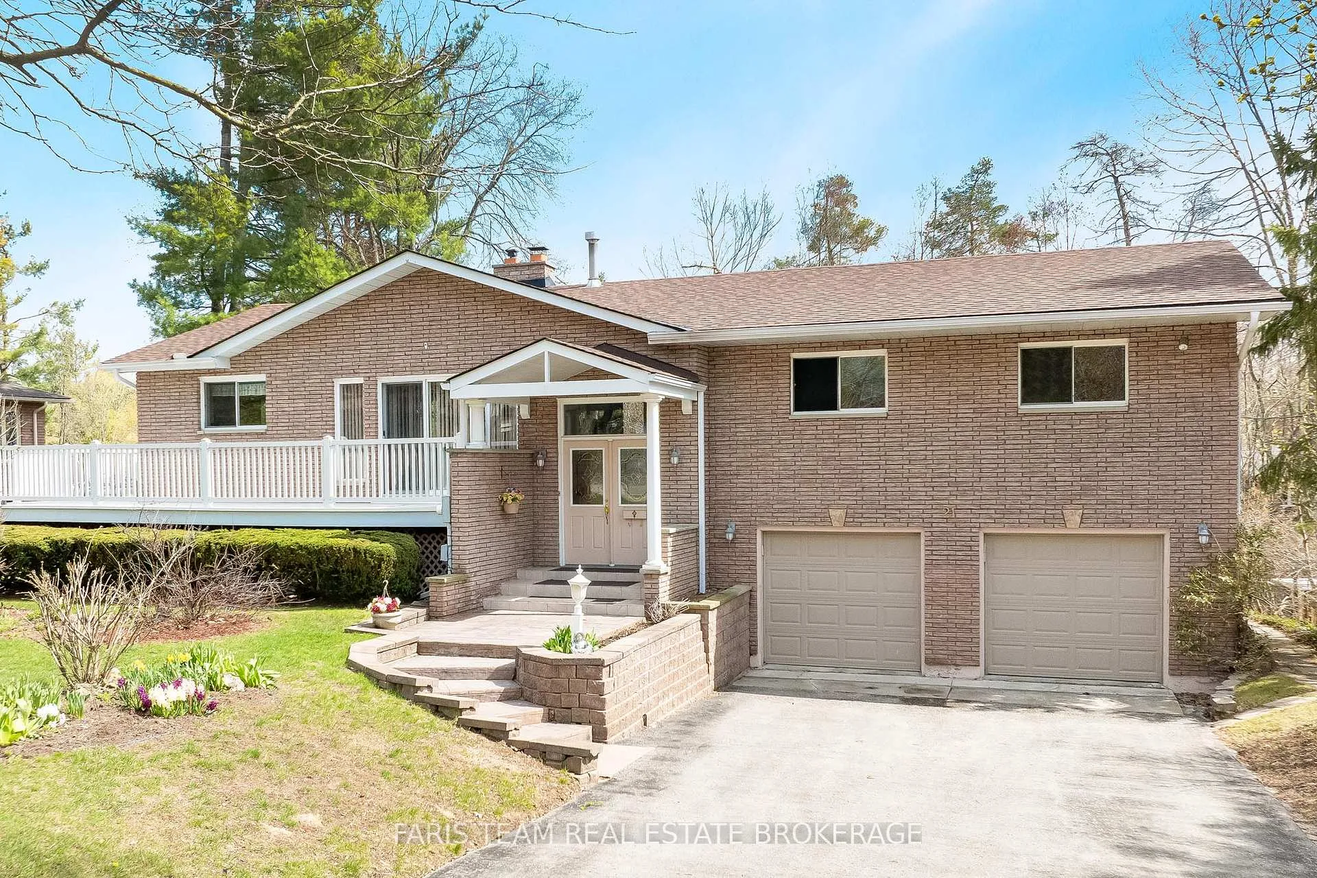 Photo 2 of 21 Pooles Road, Springwater, Midhurst — HOMEH