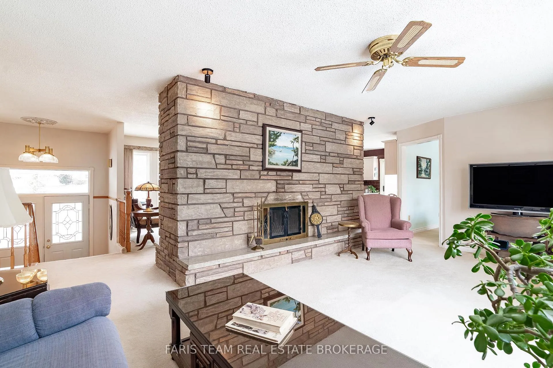 Photo 10 of 21 Pooles Road, Springwater, Midhurst — HOMEH
