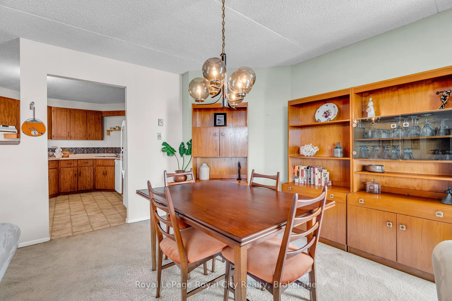 Photo 12 of Unit 803, 22 Marilyn Drive, Guelph, Riverside Park — HOMEH