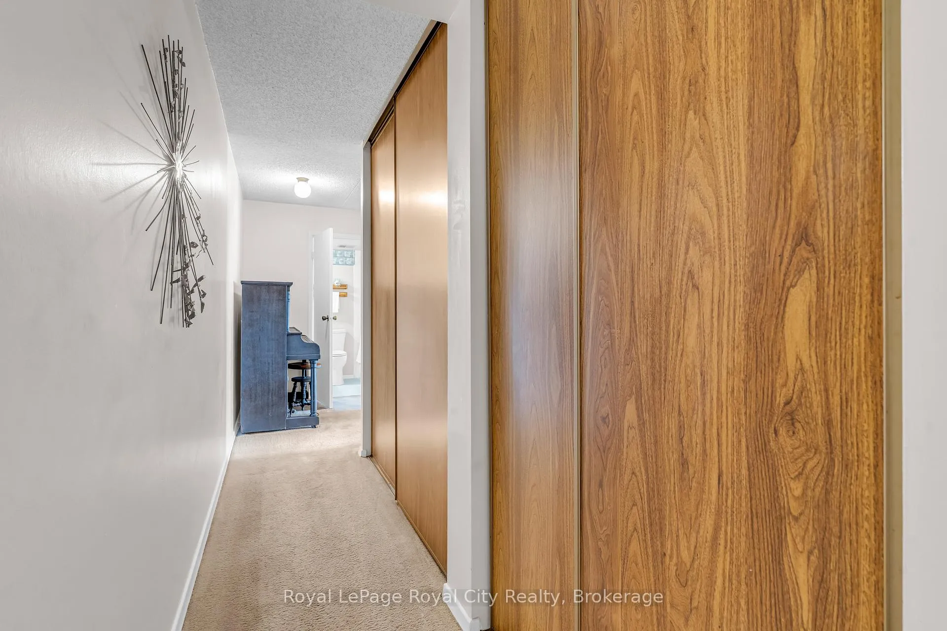 Photo 16 of Unit 803, 22 Marilyn Drive, Guelph, Riverside Park — HOMEH