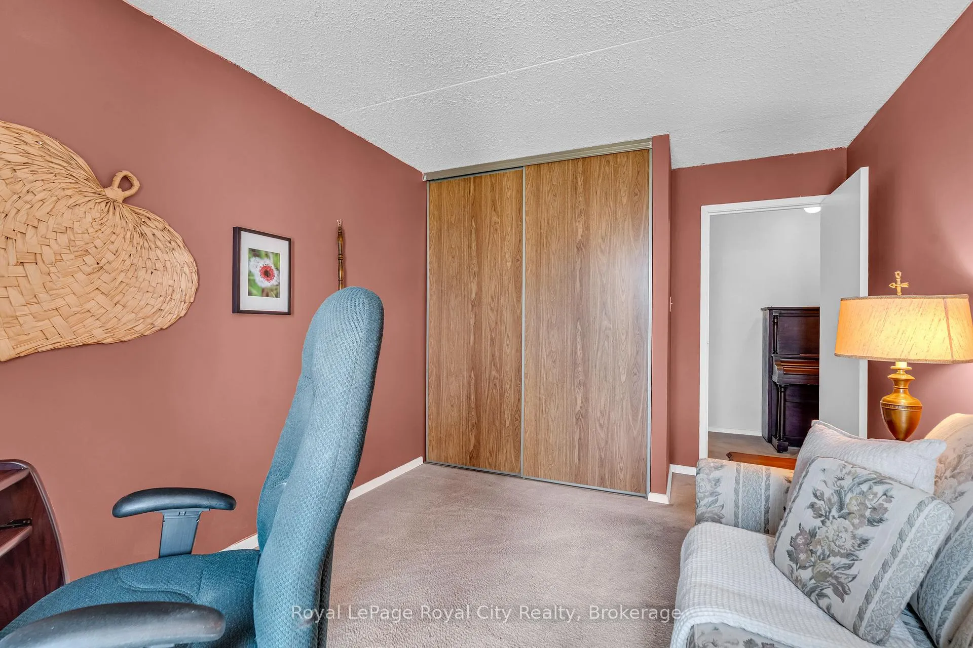 Photo 18 of Unit 803, 22 Marilyn Drive, Guelph, Riverside Park — HOMEH