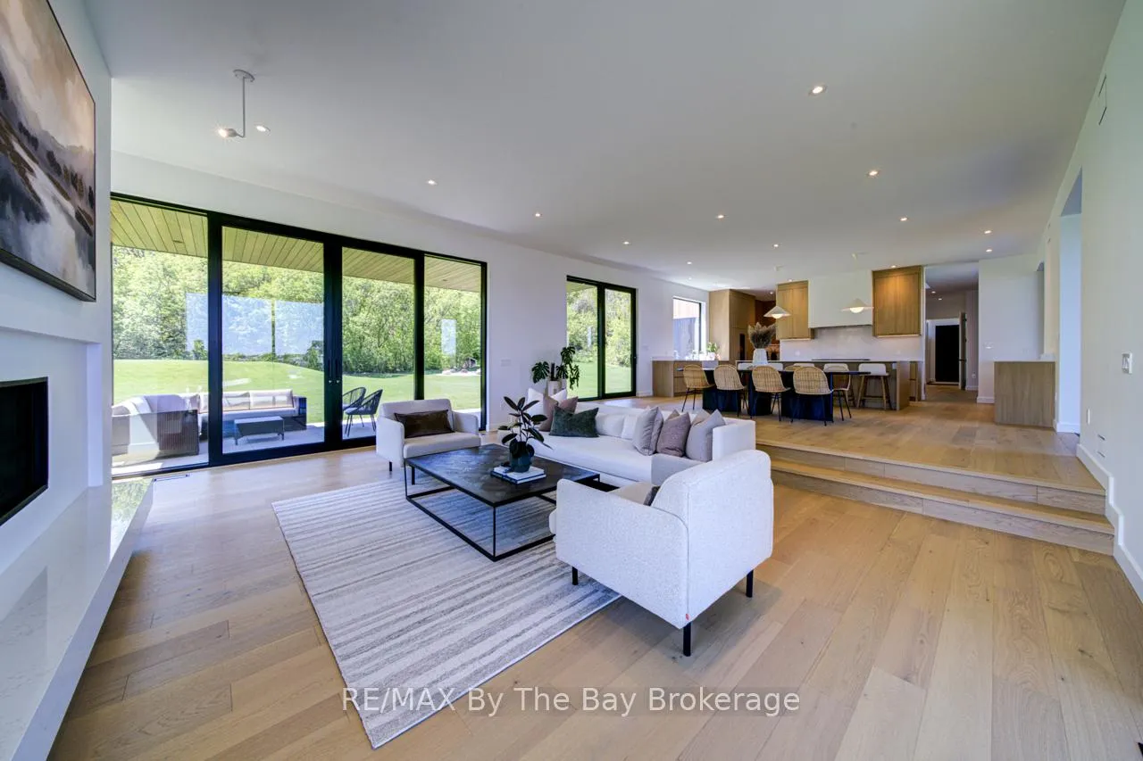 Photo 10 of 18 Raintree Court, Clearview, Rural Clearview — HOMEH