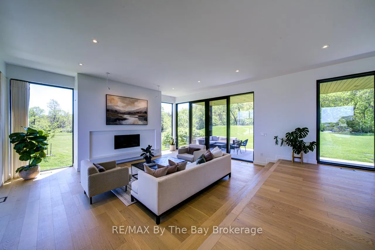 Photo 13 of 18 Raintree Court, Clearview, Rural Clearview — HOMEH