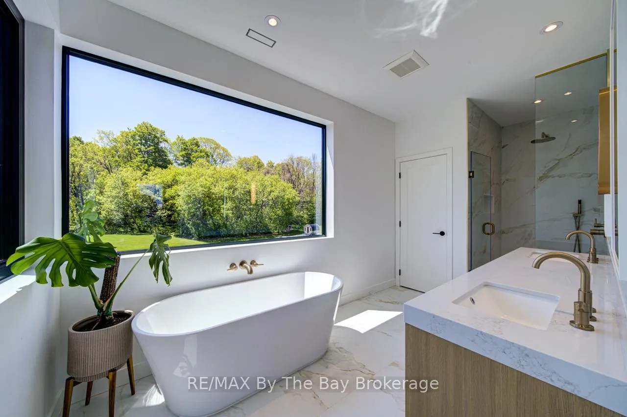 Photo 22 of 18 Raintree Court, Clearview, Rural Clearview — HOMEH