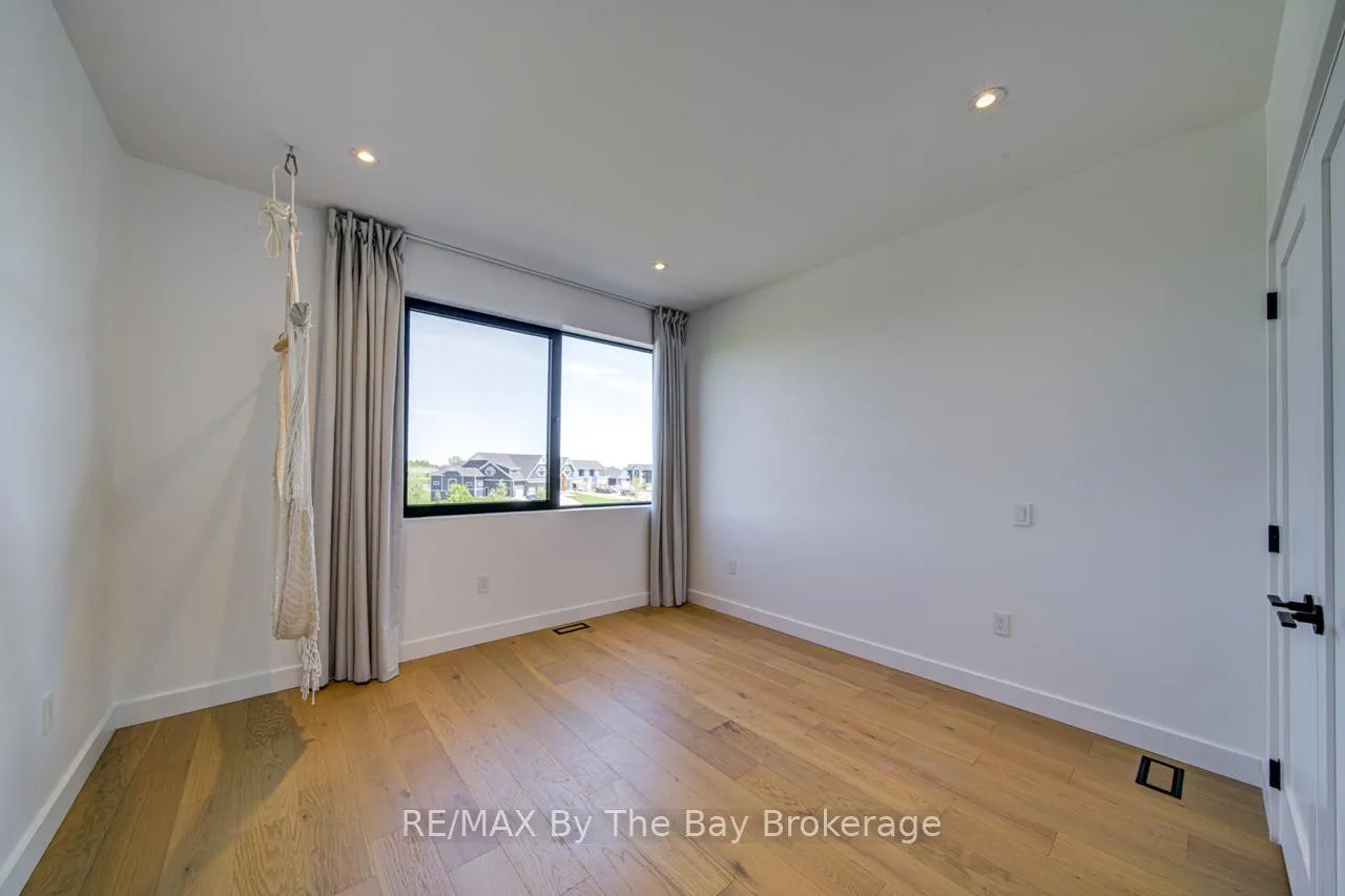 Photo 43 of 18 Raintree Court, Clearview, Rural Clearview — HOMEH
