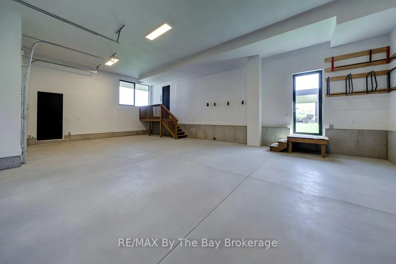 Photo 44 of 18 Raintree Court, Clearview, Rural Clearview — HOMEH