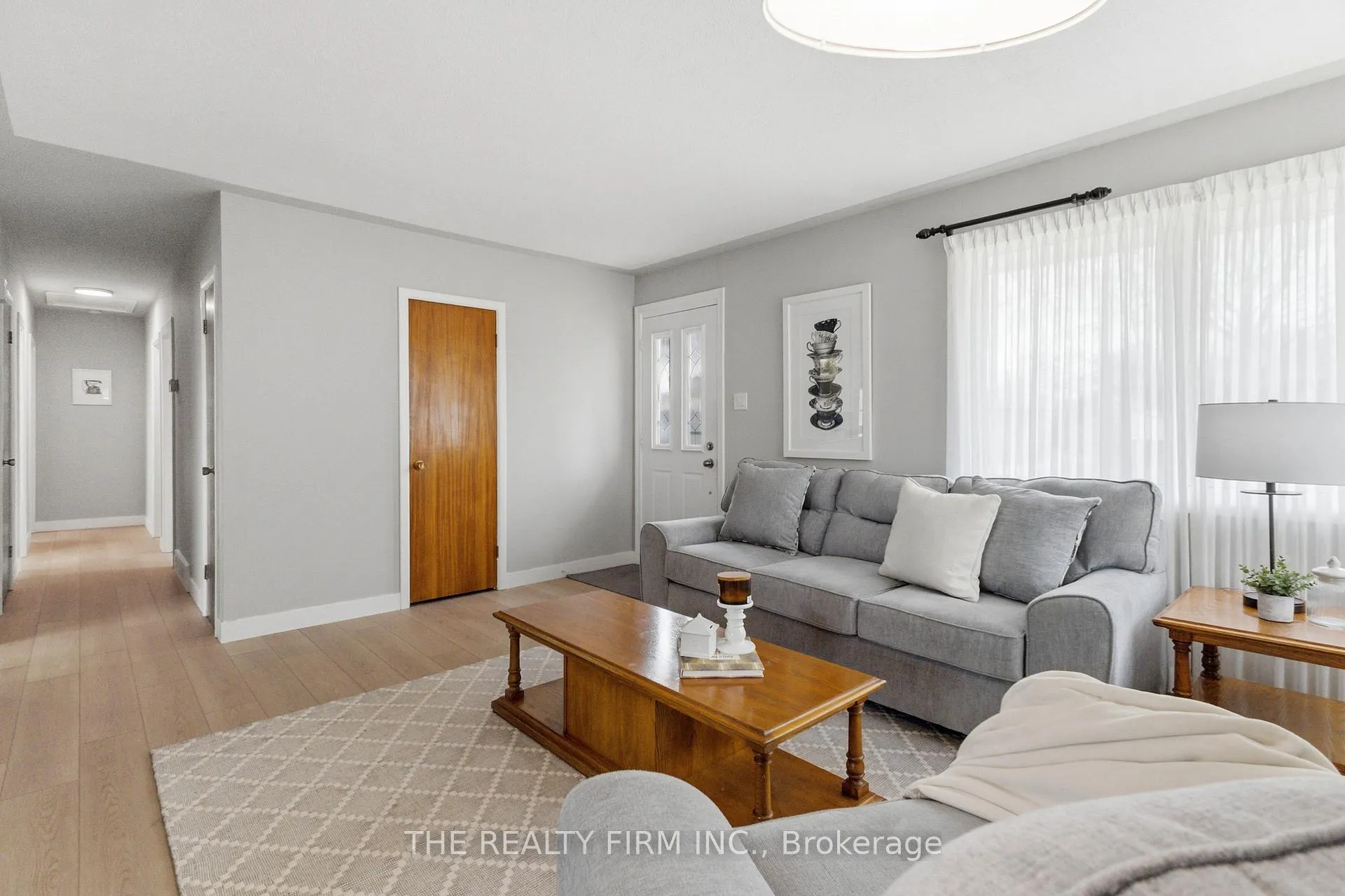 Photo 4 of 12 Curtis Avenue, London, South T — HOMEH