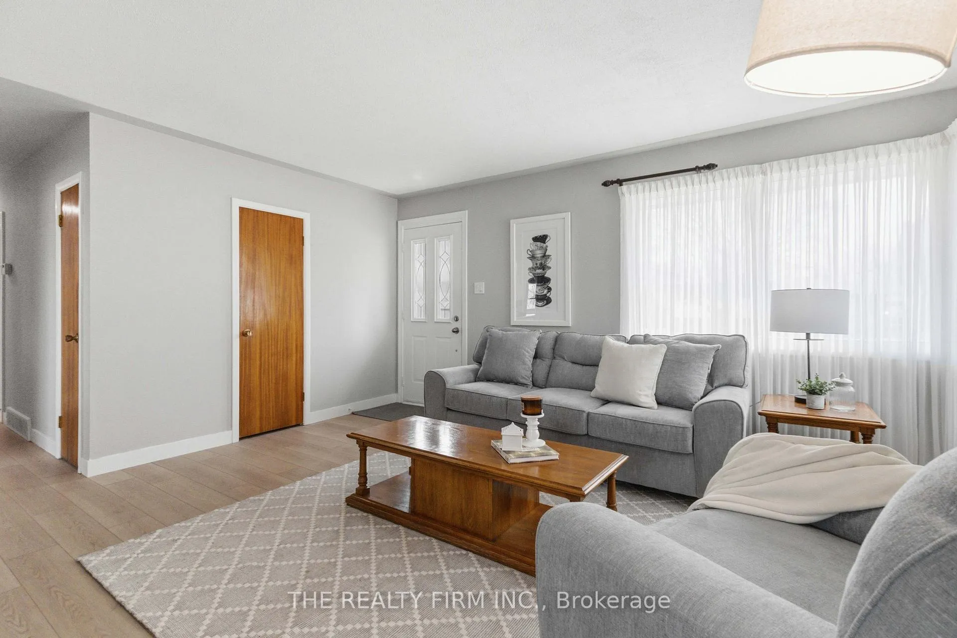 Photo 5 of 12 Curtis Avenue, London, South T — HOMEH