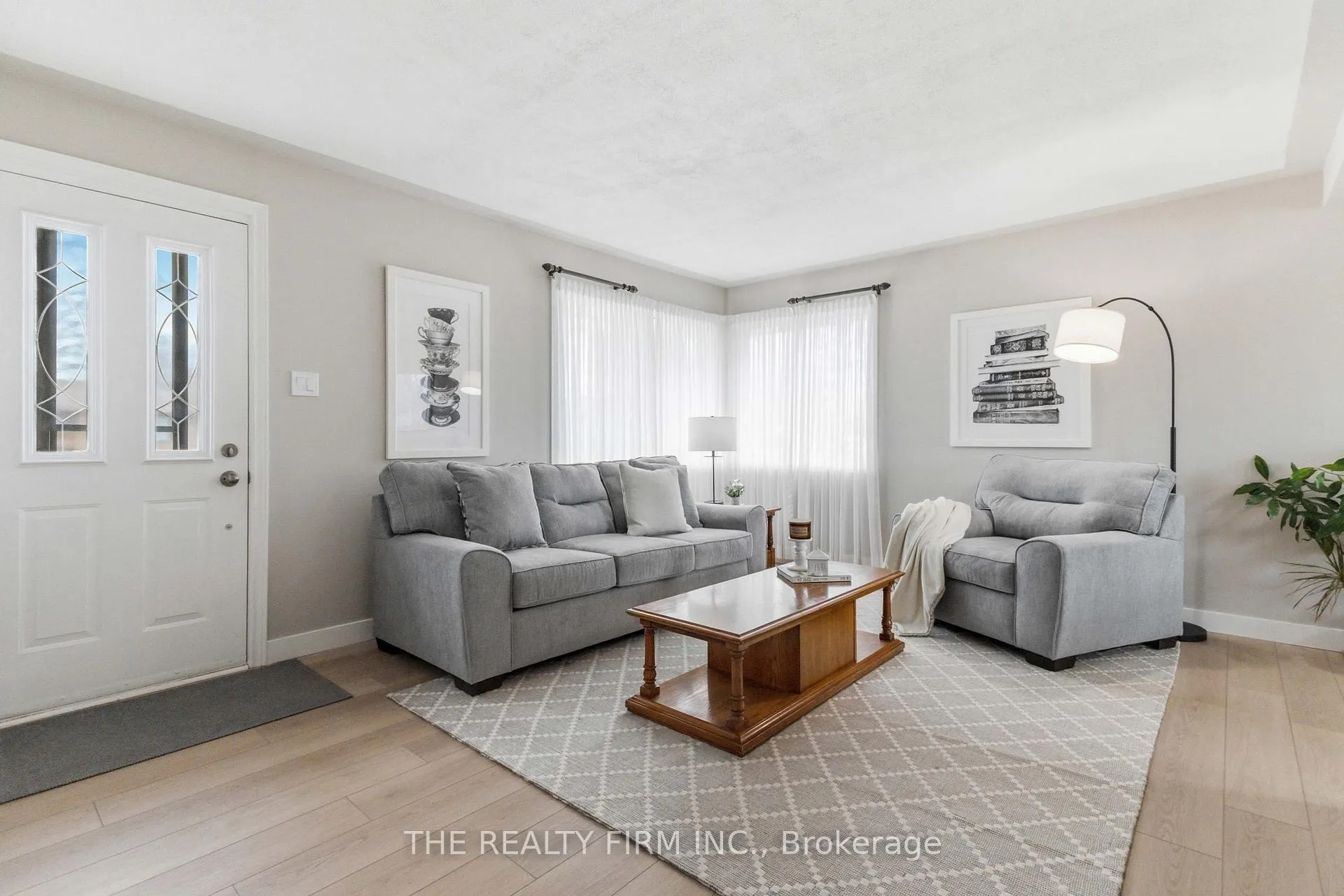 Photo 8 of 12 Curtis Avenue, London, South T — HOMEH