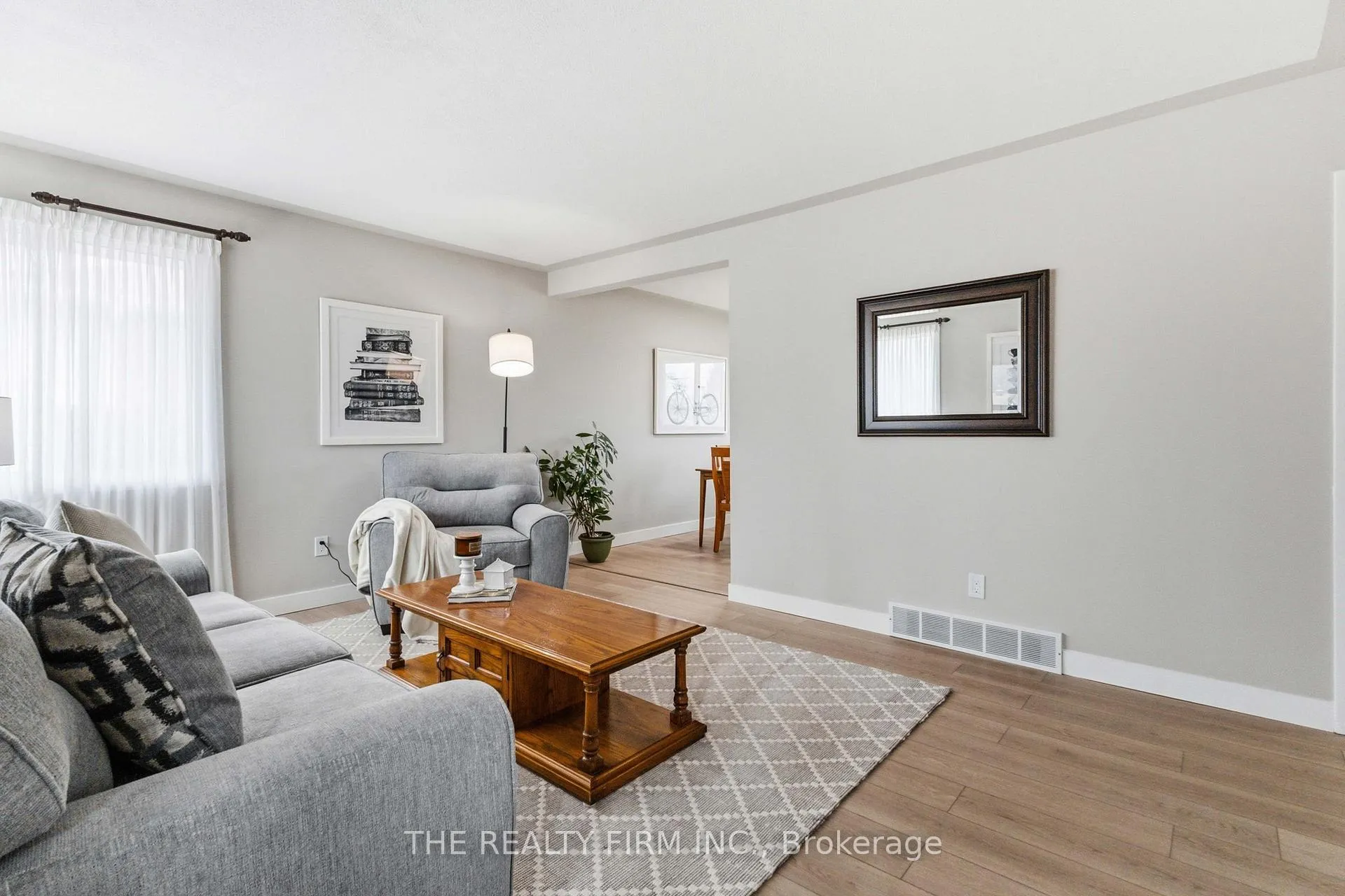 Photo 11 of 12 Curtis Avenue, London, South T — HOMEH