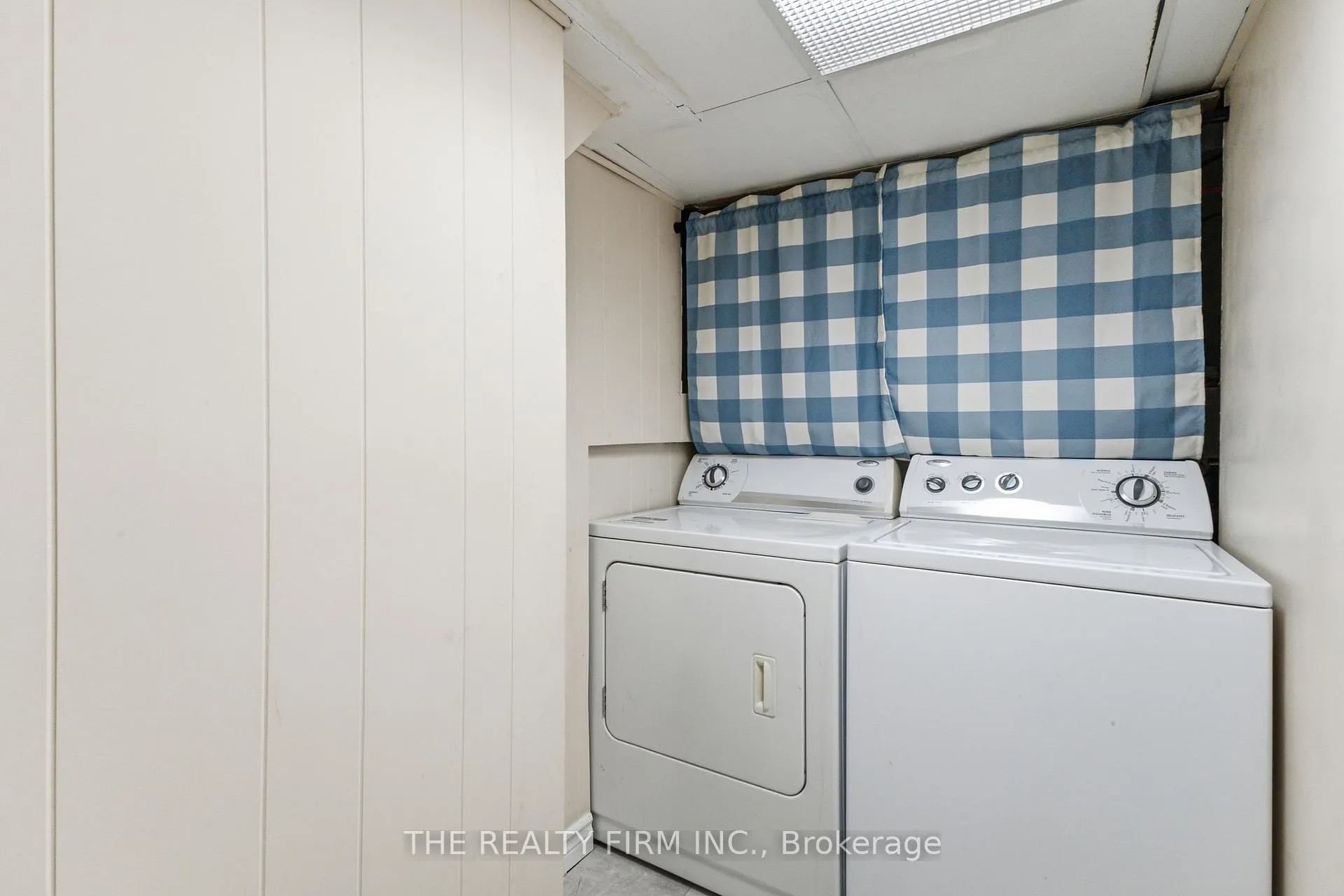 Photo 43 of 12 Curtis Avenue, London, South T — HOMEH