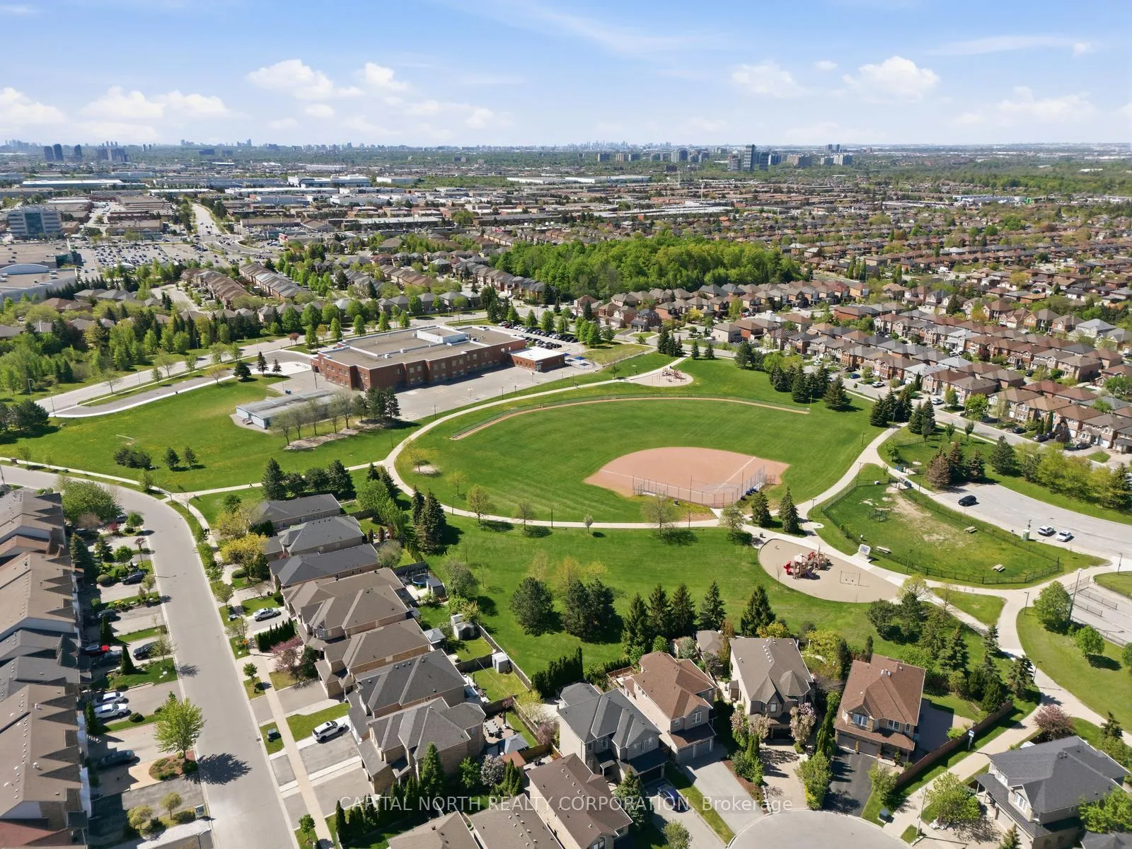 Photo 18 of 56 Michelle Drive, Vaughan, East Woodbridge — HOMEH