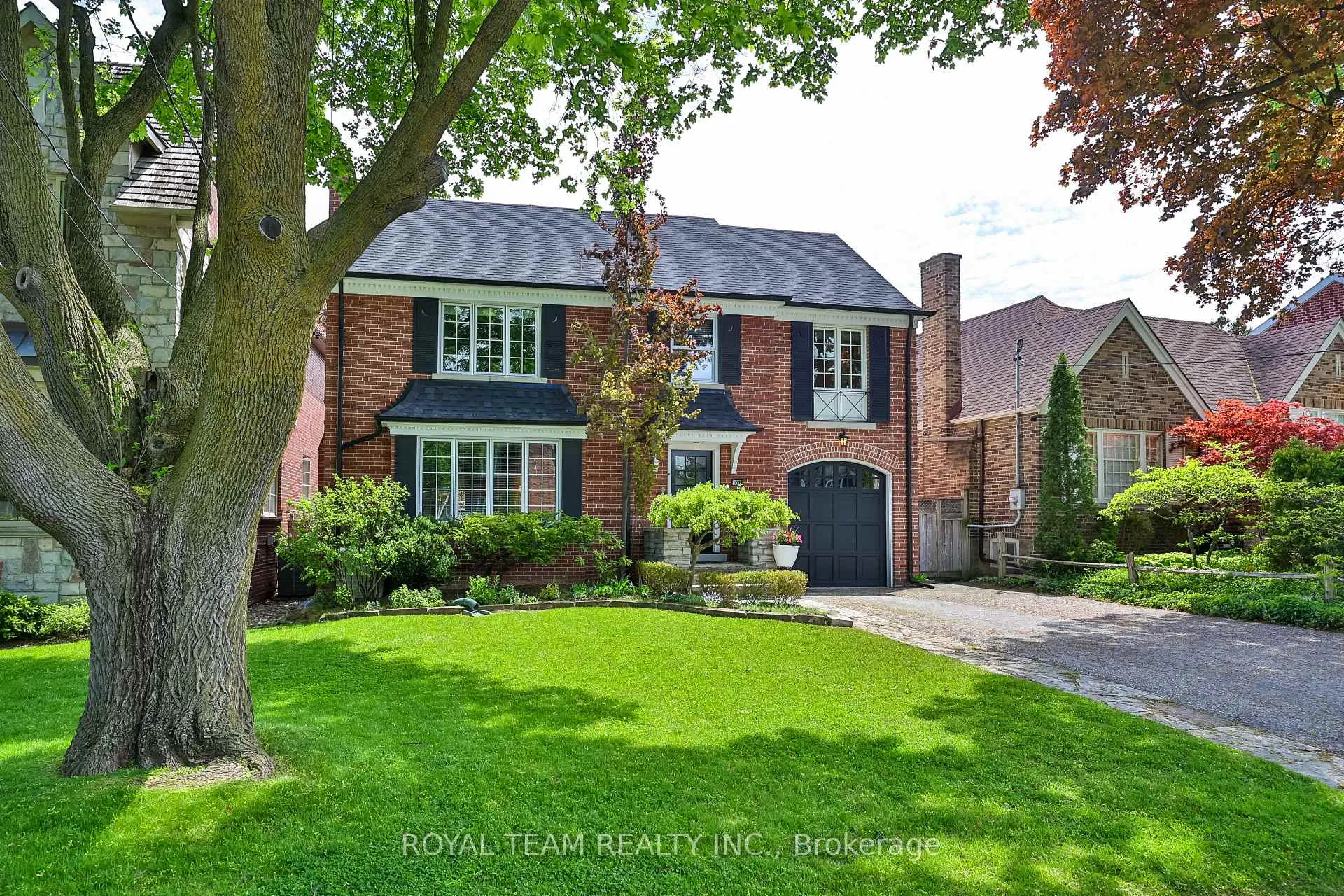 Photo 1 of 107 Esgore Drive, Toronto, Bedford Park-Nortown — HOMEH