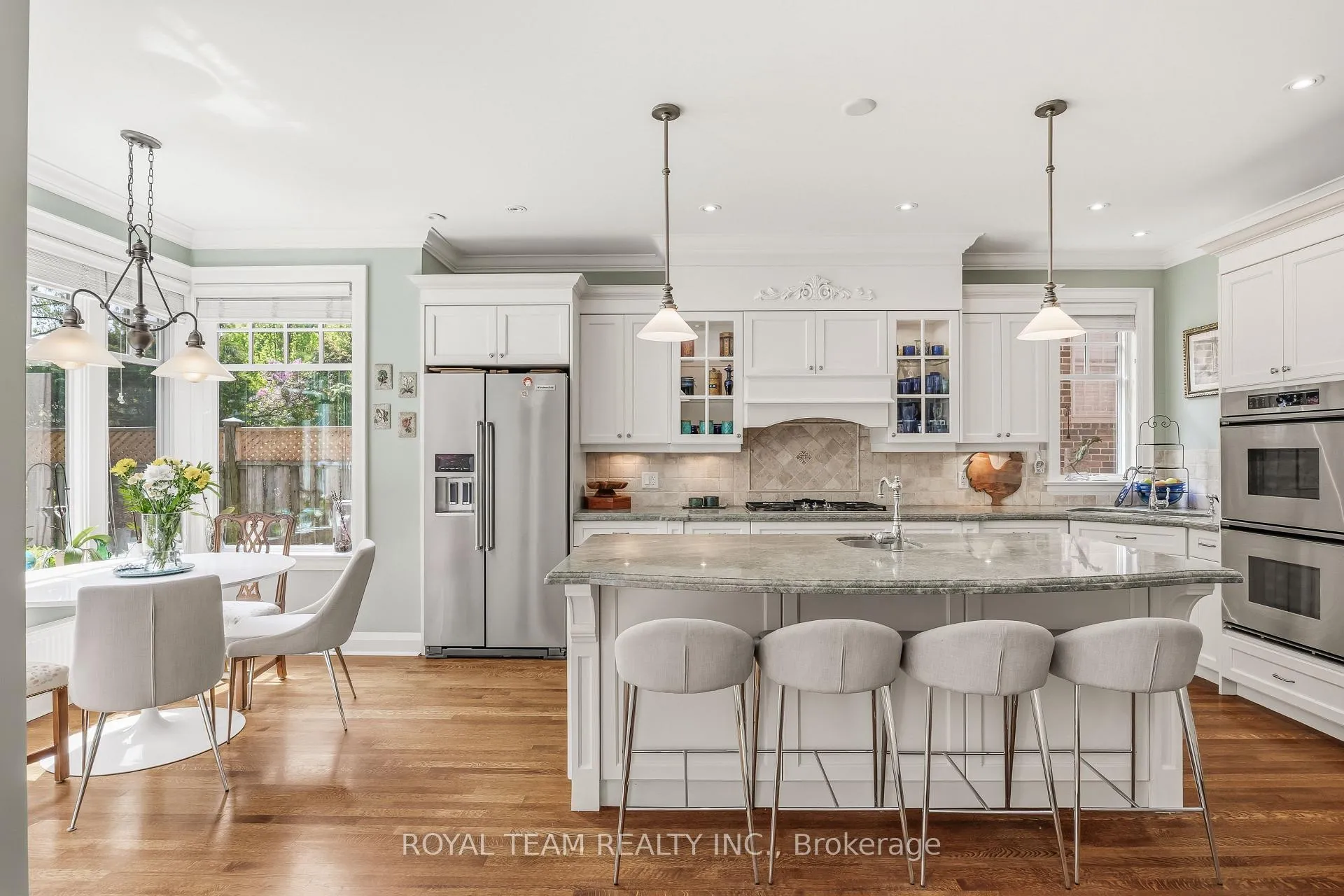 Photo 9 of 107 Esgore Drive, Toronto, Bedford Park-Nortown — HOMEH
