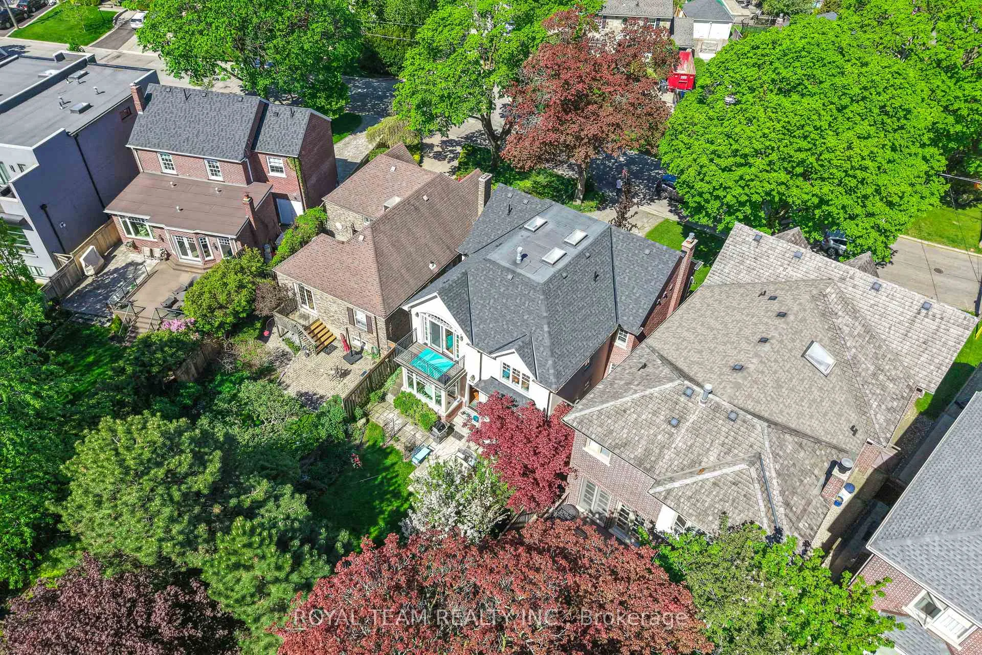 Photo 37 of 107 Esgore Drive, Toronto, Bedford Park-Nortown — HOMEH