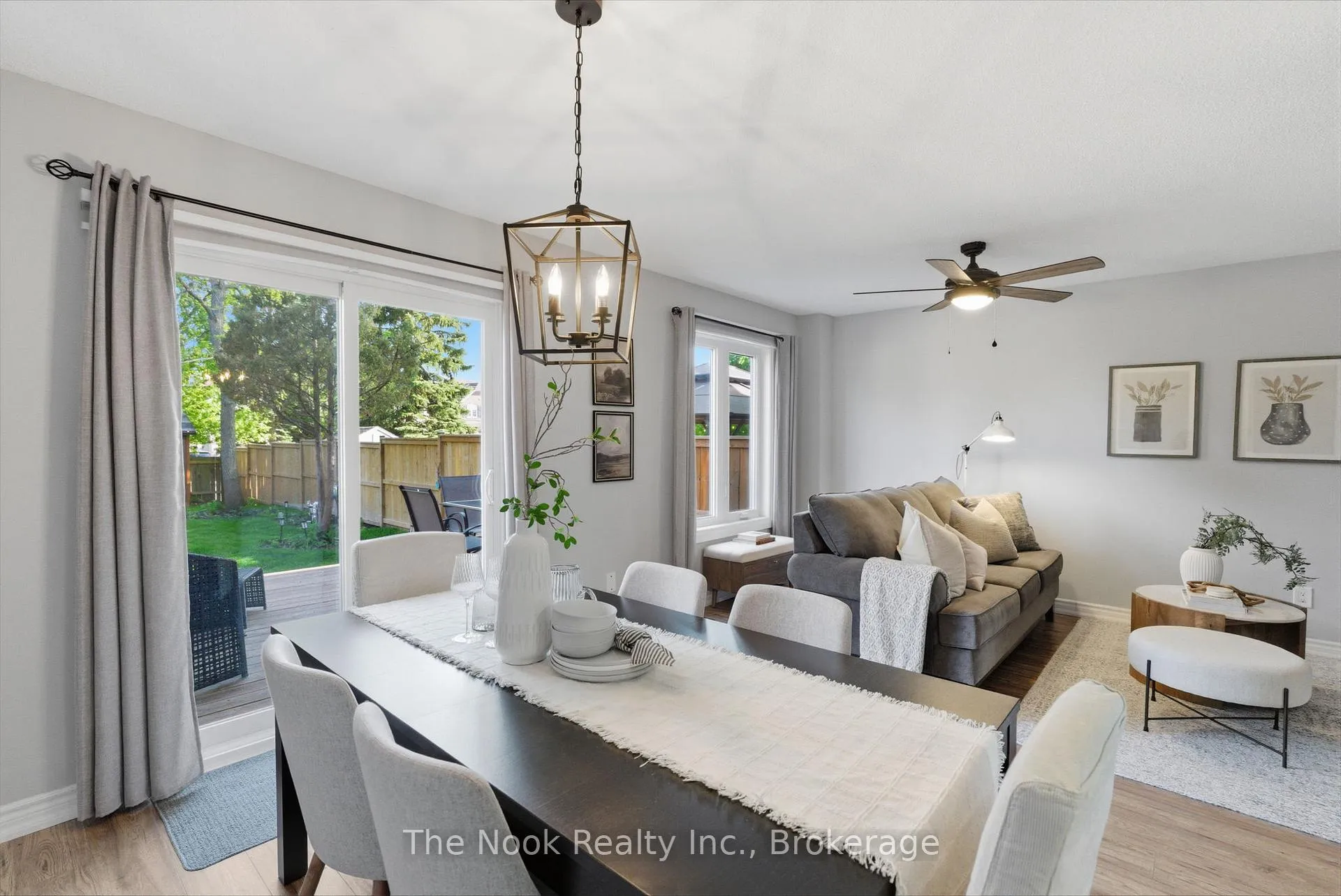 Photo 8 of 15 Chance Court, Clarington, Bowmanville — HOMEH