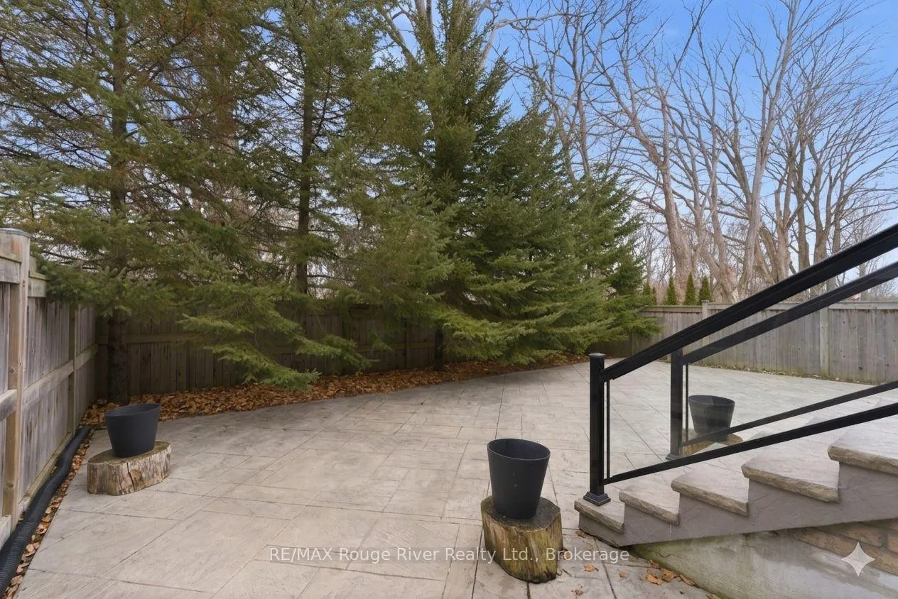 Photo 50 of 82 Burning Springs Place, Whitby, Brooklin — HOMEH