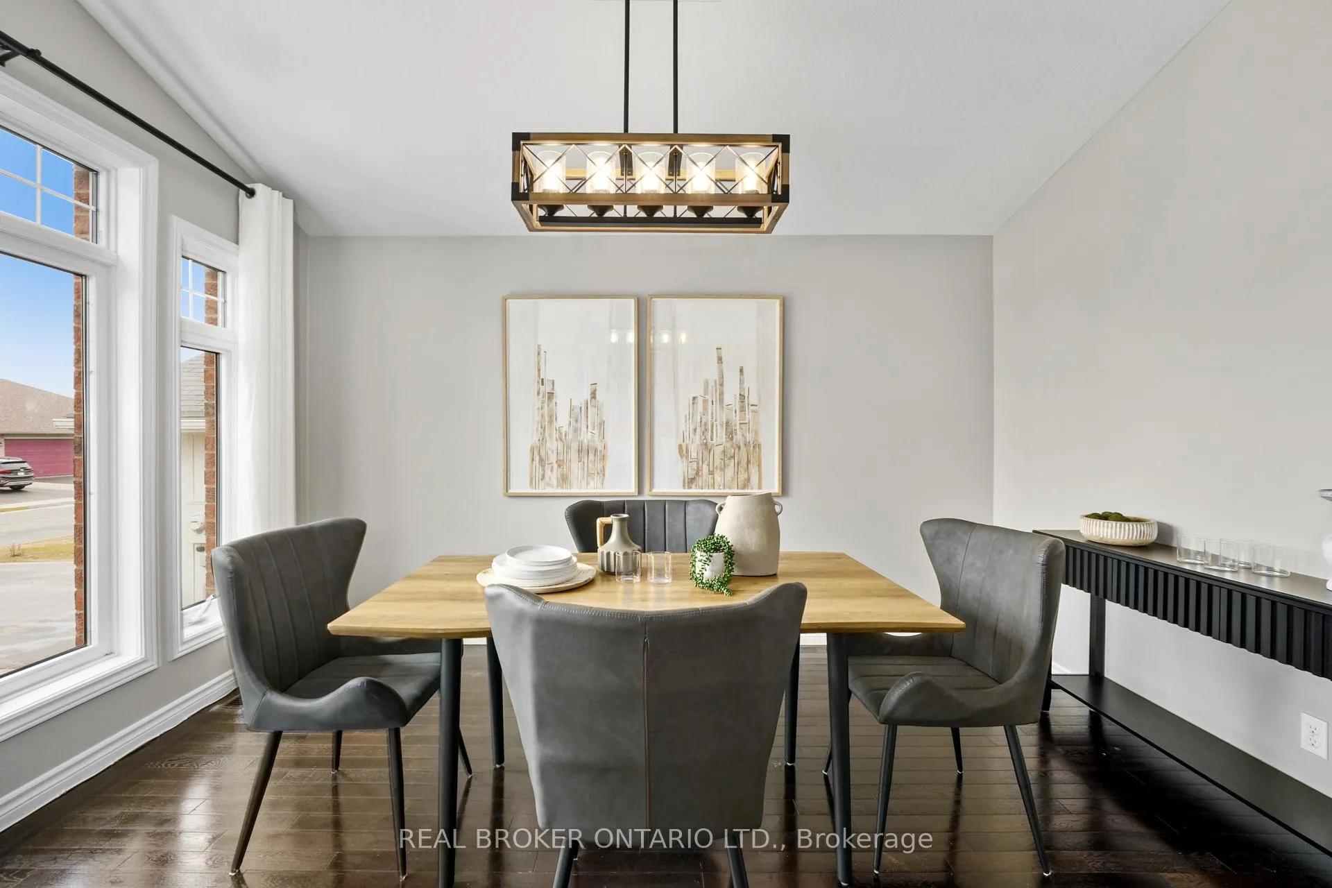 Photo 1 of 31 Fox Den Drive, Brighton, Brighton (Town) — HOMEH