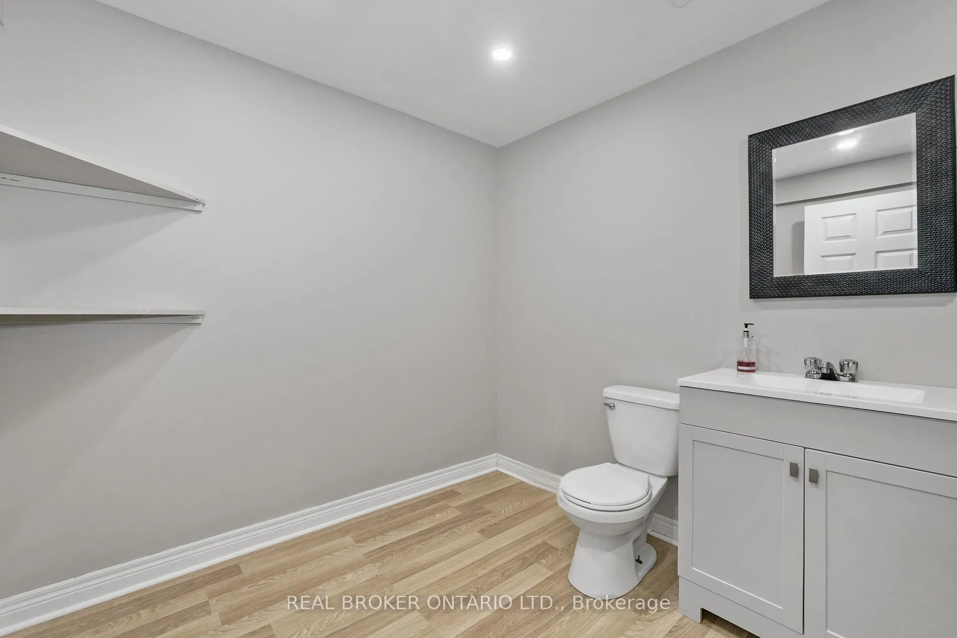 Photo 27 of 31 Fox Den Drive, Brighton, Brighton (Town) — HOMEH