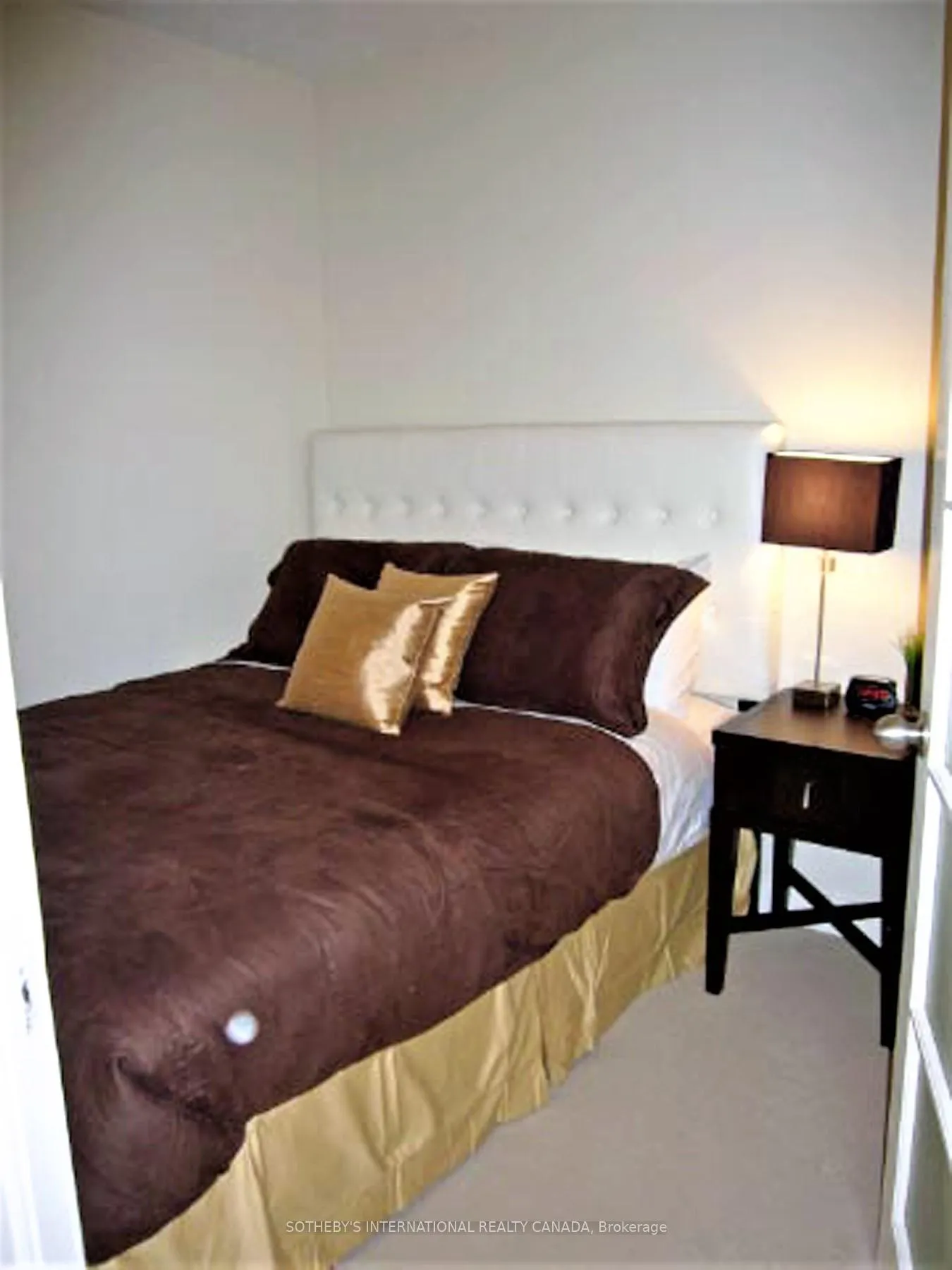 Photo 10 of Unit 922, 36 Blue Jays Way, Toronto, Waterfront Communities — HOMEH