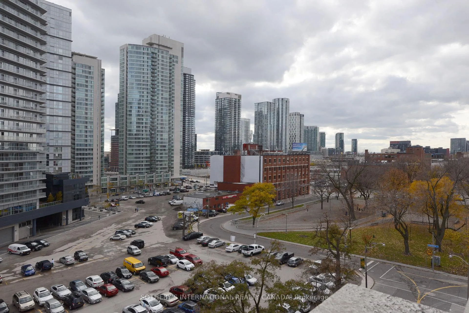 Photo 17 of Unit 922, 36 Blue Jays Way, Toronto, Waterfront Communities — HOMEH