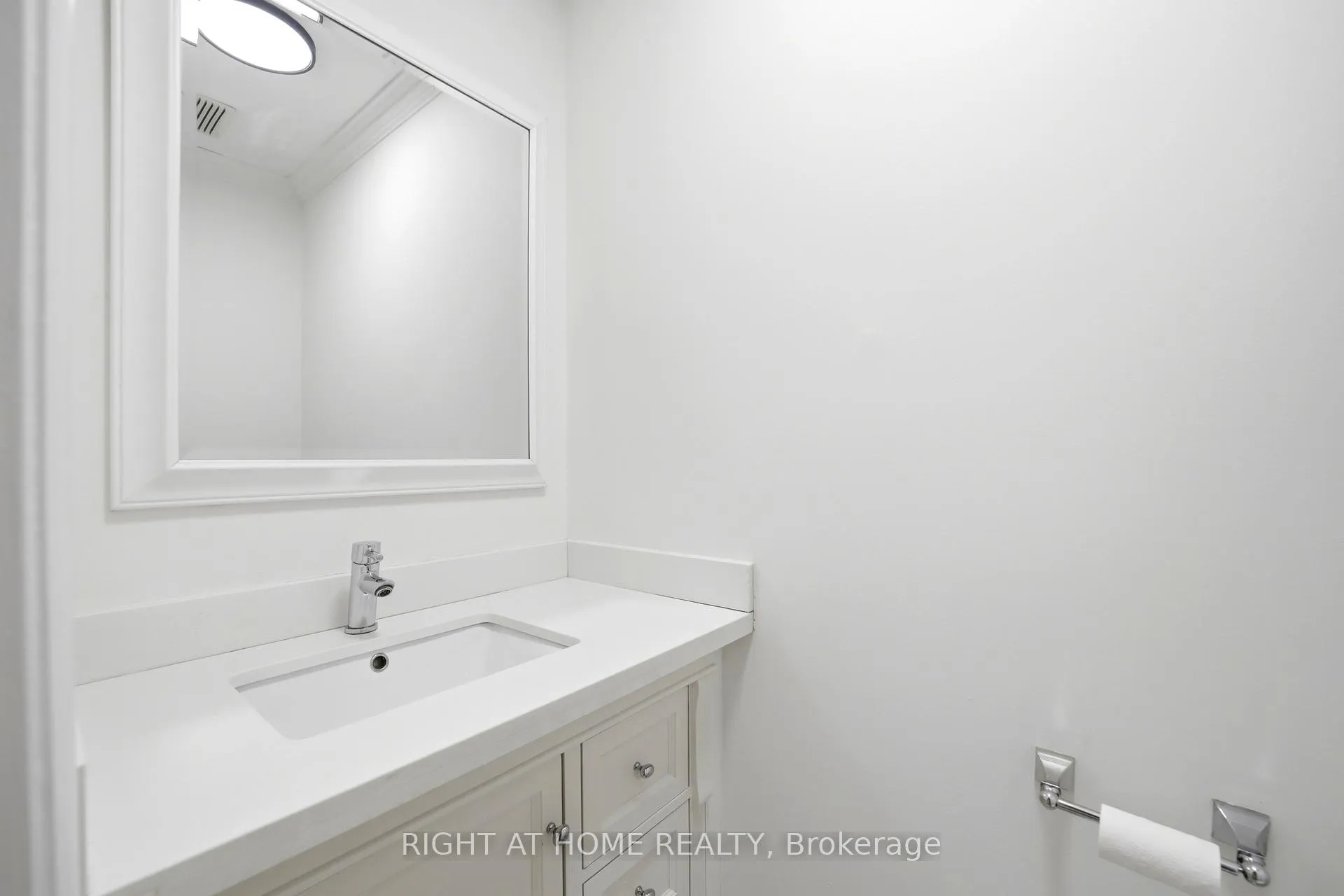 Photo 7 of 36 Ravenview Drive, Whitby, Rolling Acres — HOMEH