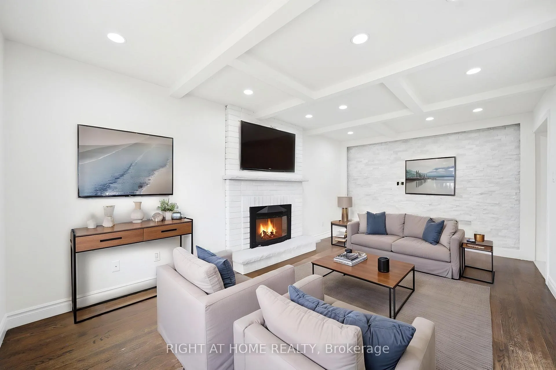Photo 15 of 36 Ravenview Drive, Whitby, Rolling Acres — HOMEH