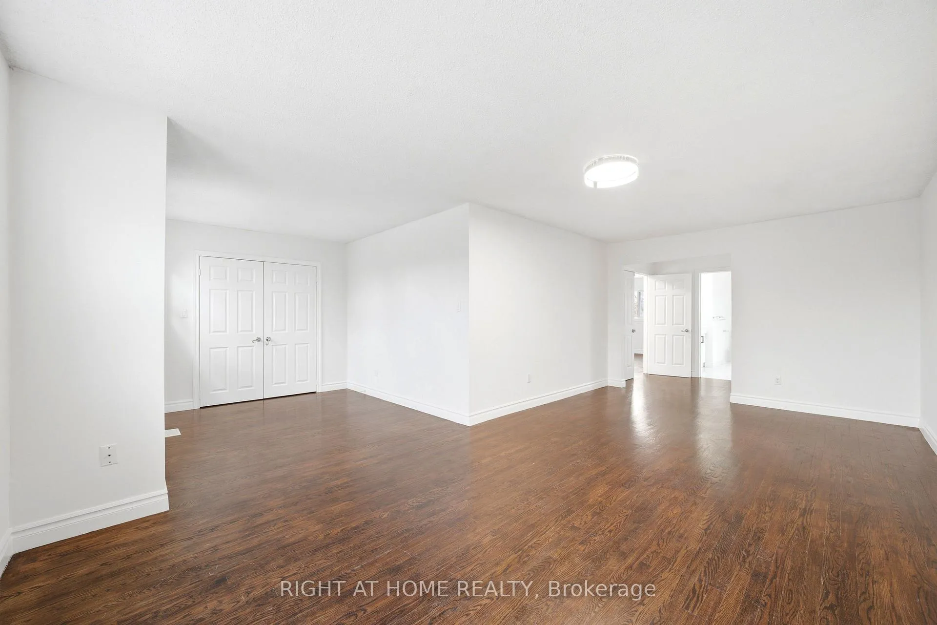 Photo 27 of 36 Ravenview Drive, Whitby, Rolling Acres — HOMEH