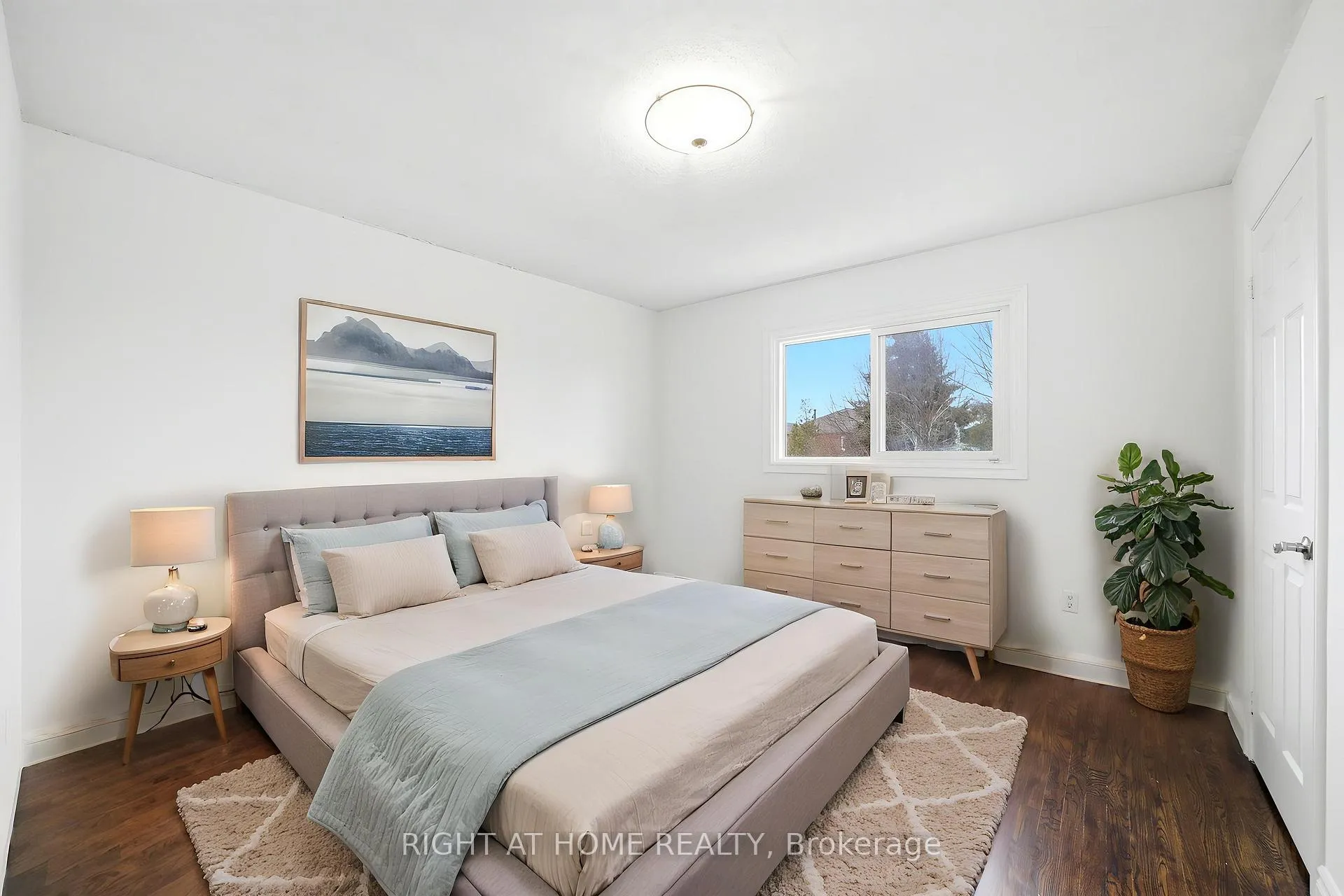 Photo 30 of 36 Ravenview Drive, Whitby, Rolling Acres — HOMEH