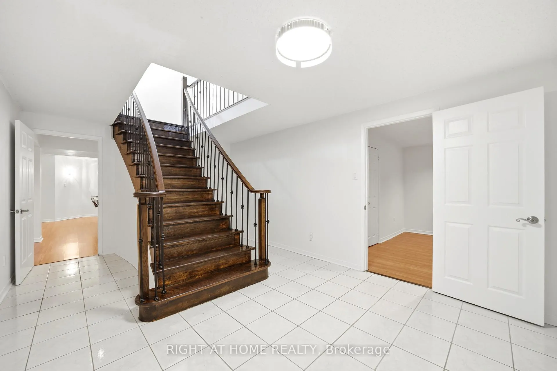 Photo 40 of 36 Ravenview Drive, Whitby, Rolling Acres — HOMEH