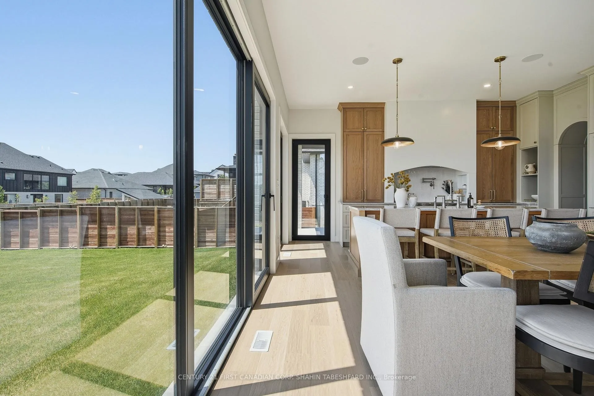 Photo 17 of 4 Edgeview Crescent, Middlesex Centre, Kilworth — HOMEH