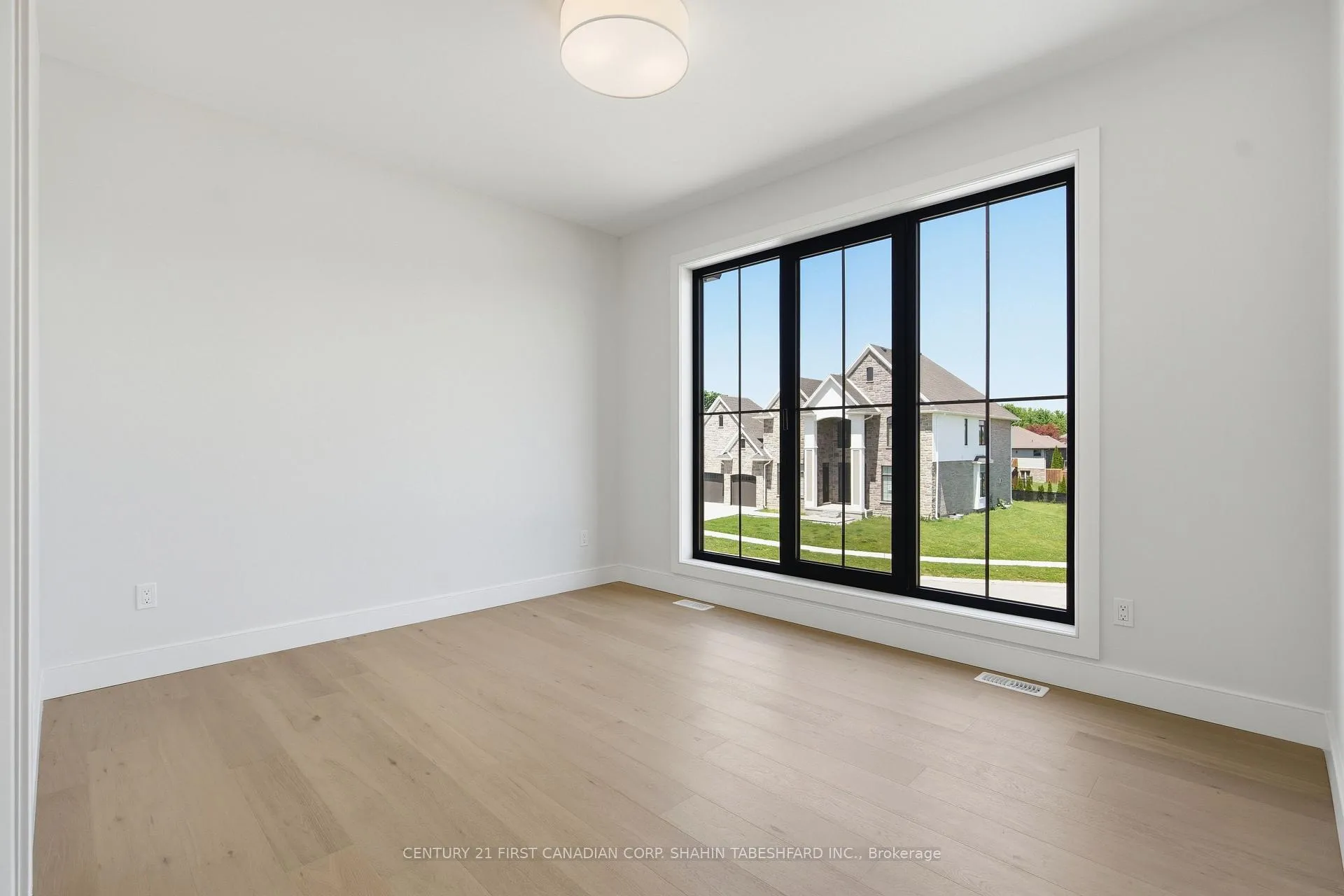 Photo 37 of 4 Edgeview Crescent, Middlesex Centre, Kilworth — HOMEH