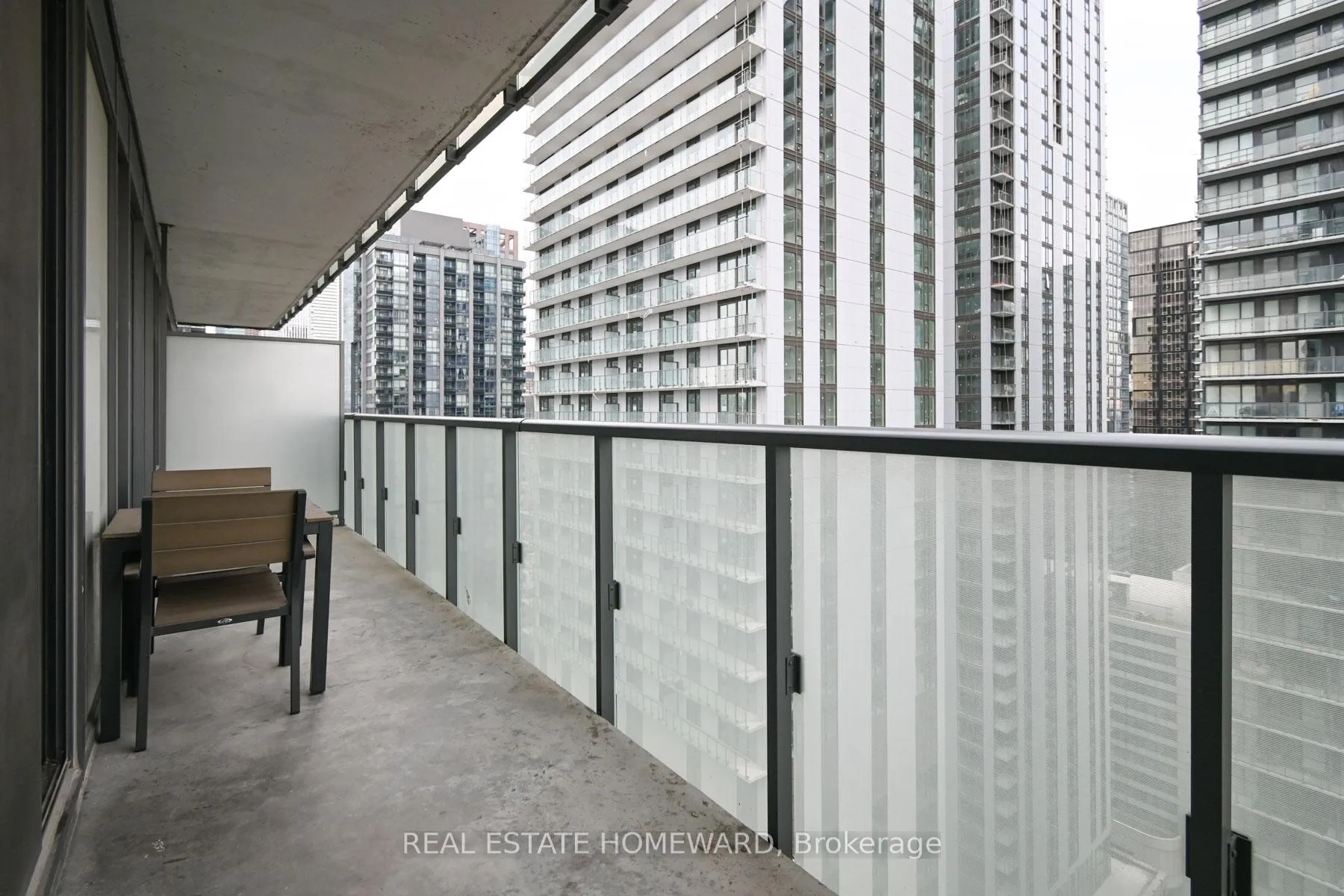 Photo 8 of Unit 3207, 101 Peter Street W, Toronto, Waterfront Communities — HOMEH