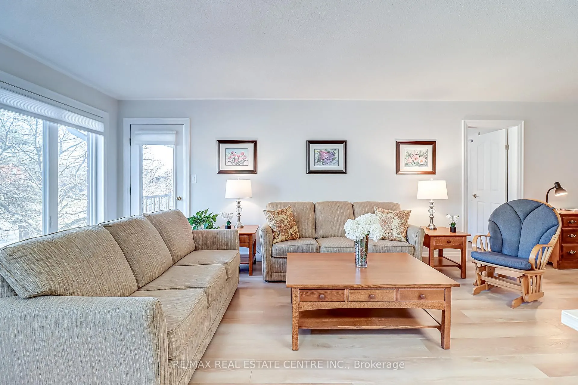 Photo 10 of Unit 57, 3050 Pinemeadow Drive, Burlington, Headon — HOMEH