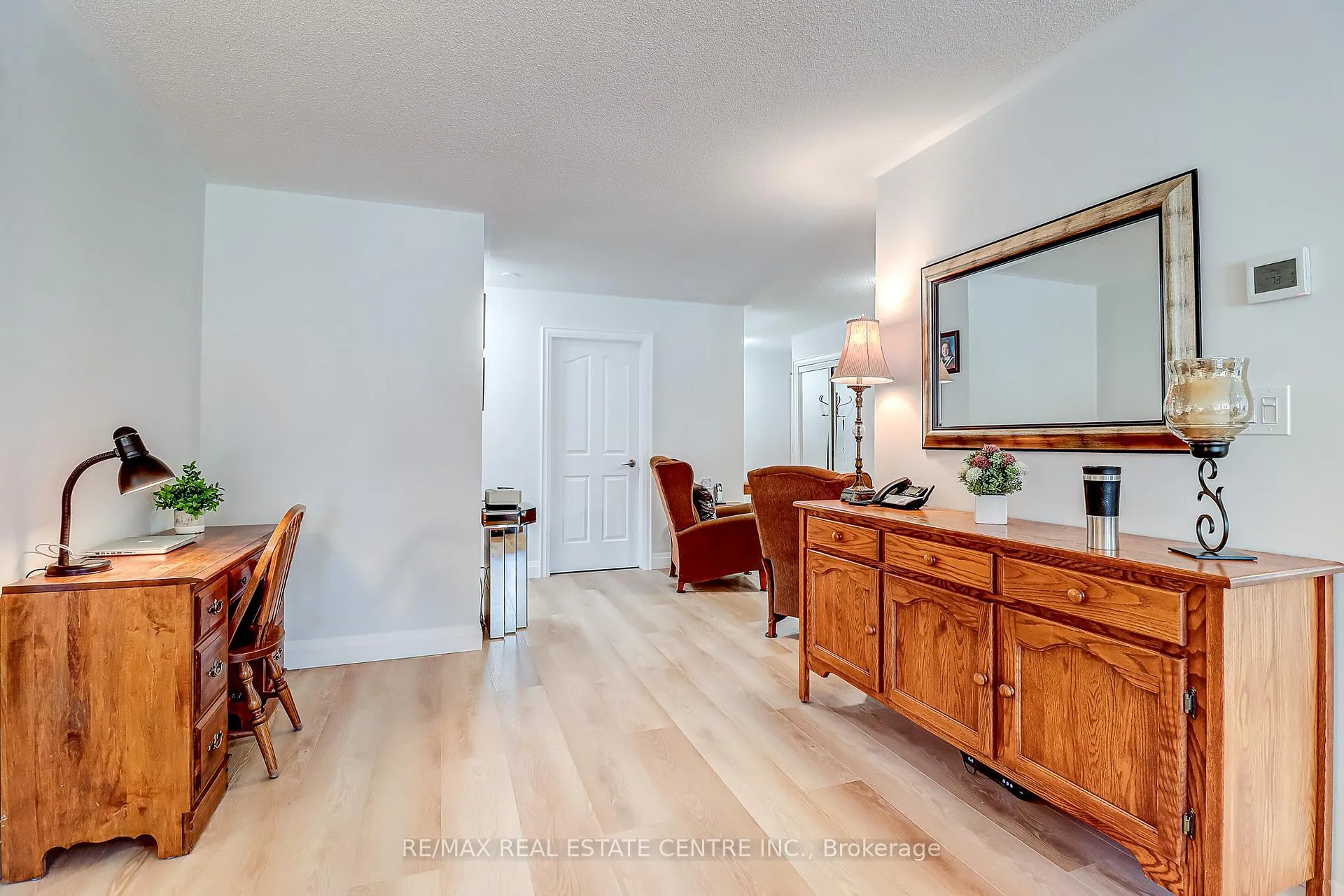Photo 19 of Unit 57, 3050 Pinemeadow Drive, Burlington, Headon — HOMEH