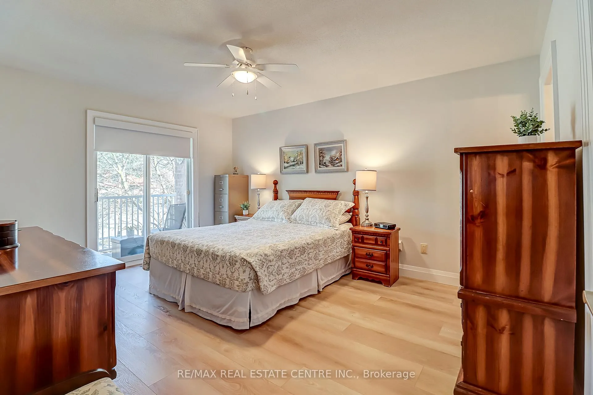 Photo 25 of Unit 57, 3050 Pinemeadow Drive, Burlington, Headon — HOMEH