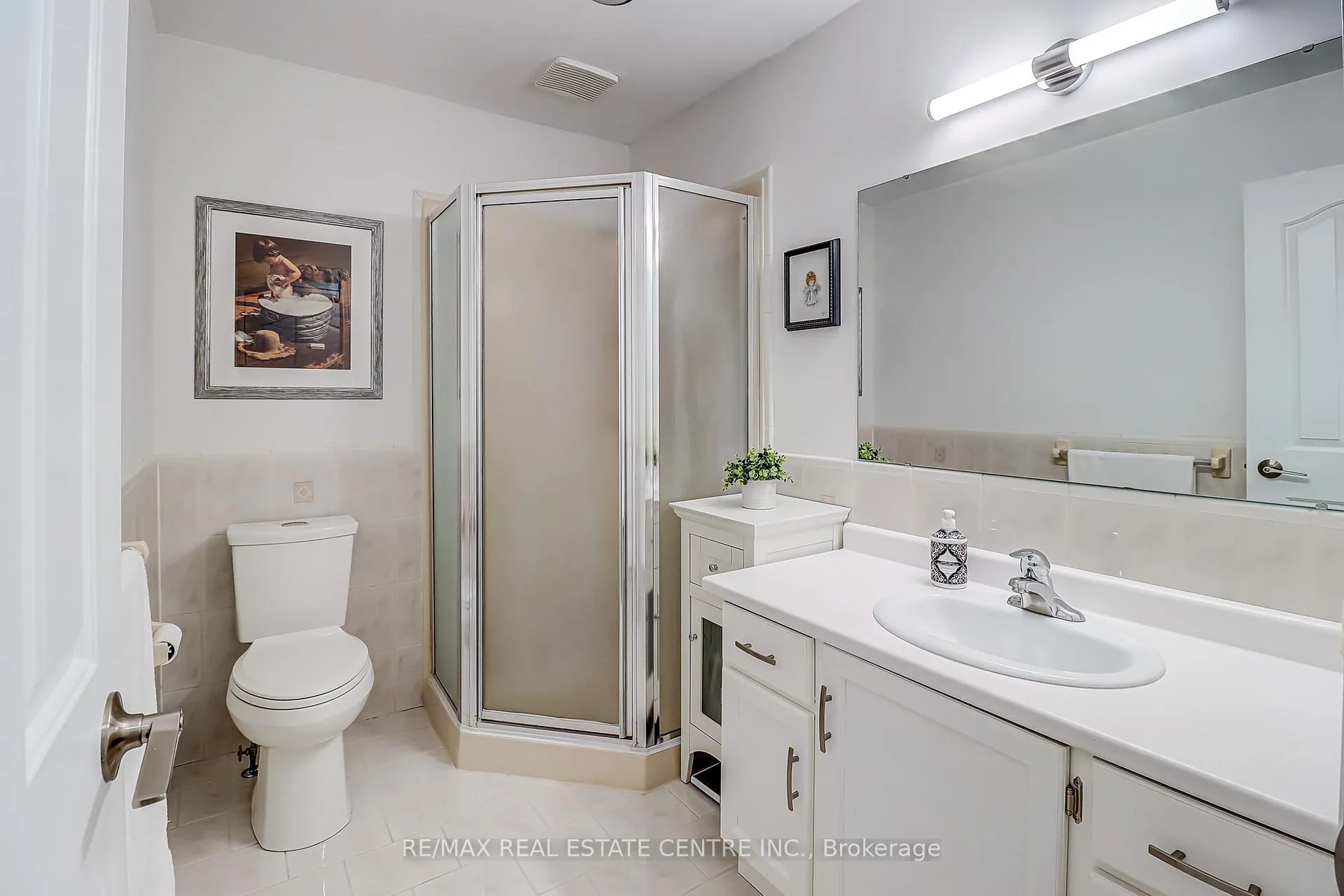 Photo 32 of Unit 57, 3050 Pinemeadow Drive, Burlington, Headon — HOMEH