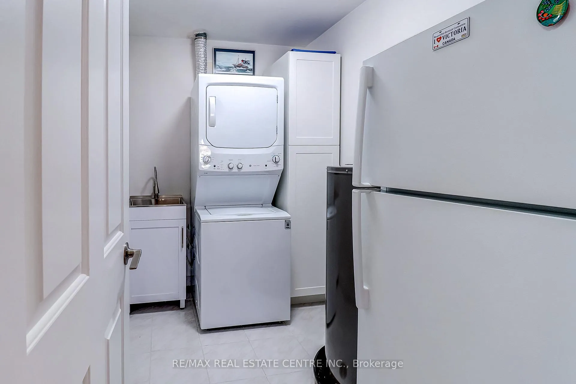 Photo 34 of Unit 57, 3050 Pinemeadow Drive, Burlington, Headon — HOMEH