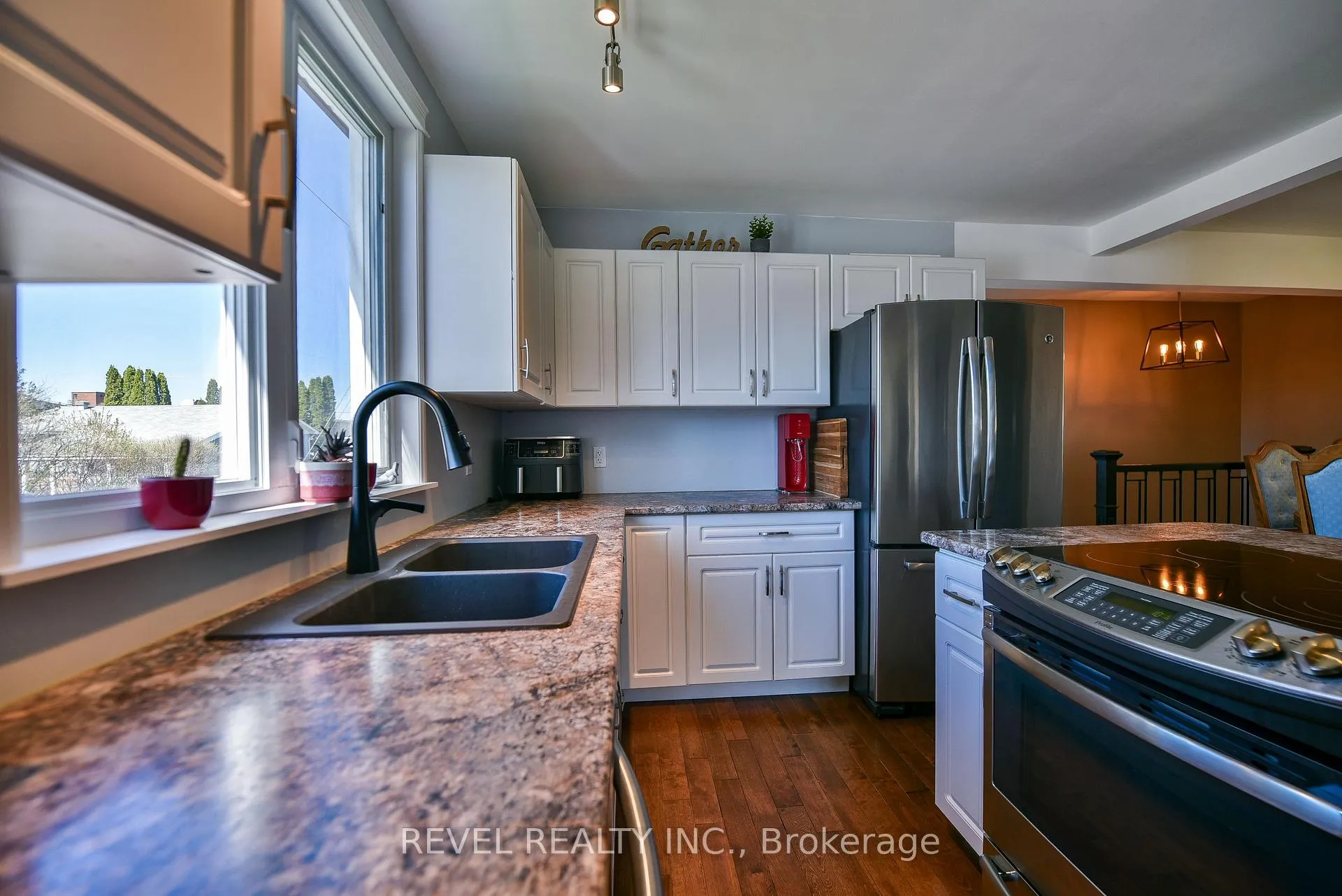 Photo 13 of 359 Tamarack Street, Timmins, TNE - Hill District — HOMEH