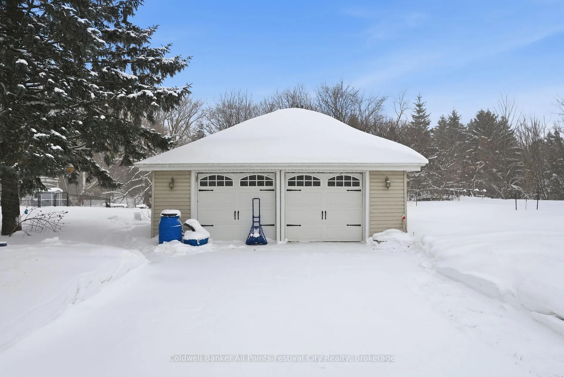 Photo 2 of 3990 Perth Road 180, West Perth, Hibbert — HOMEH
