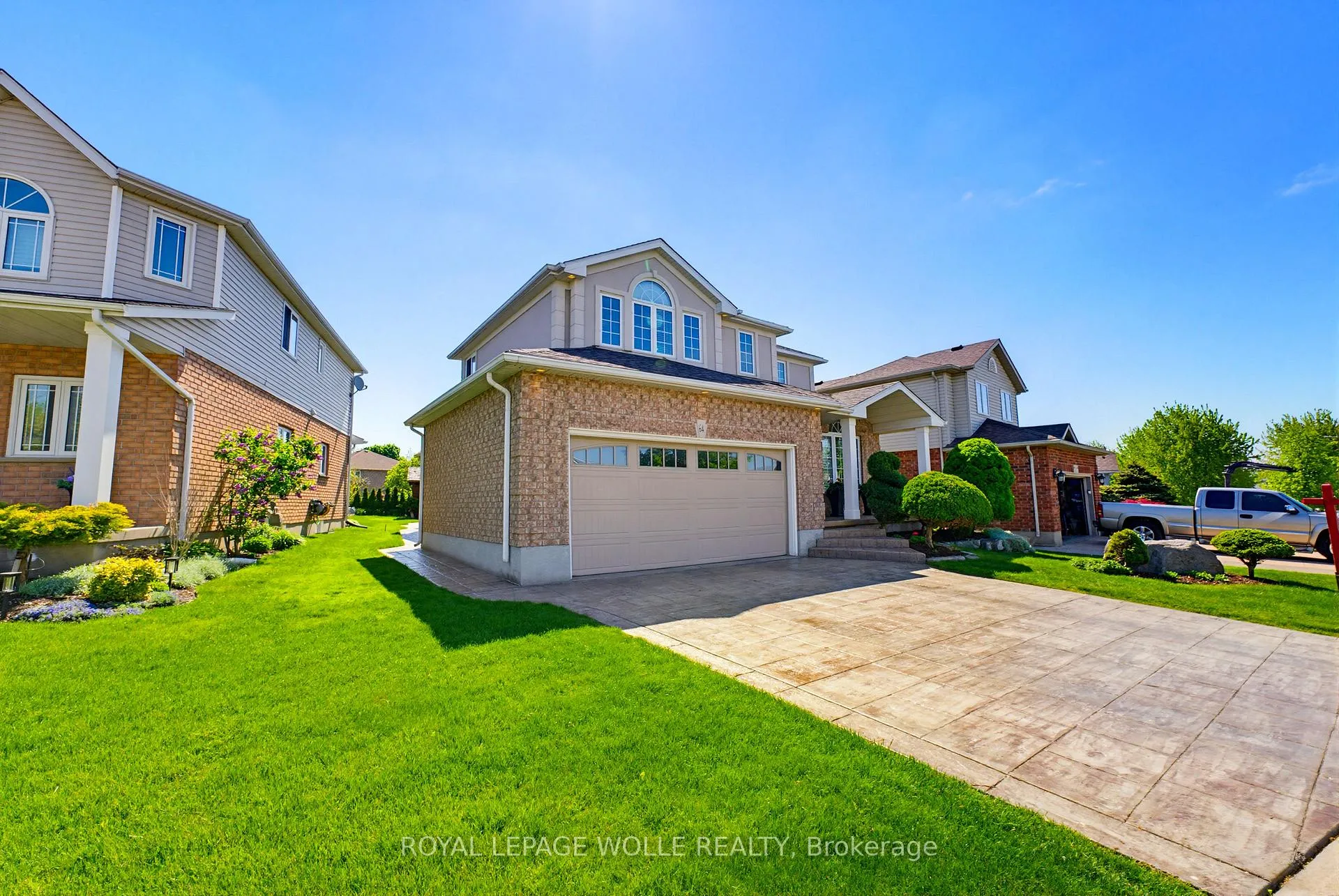 Photo 2 of 64 Highgate Road, Kitchener — HOMEH