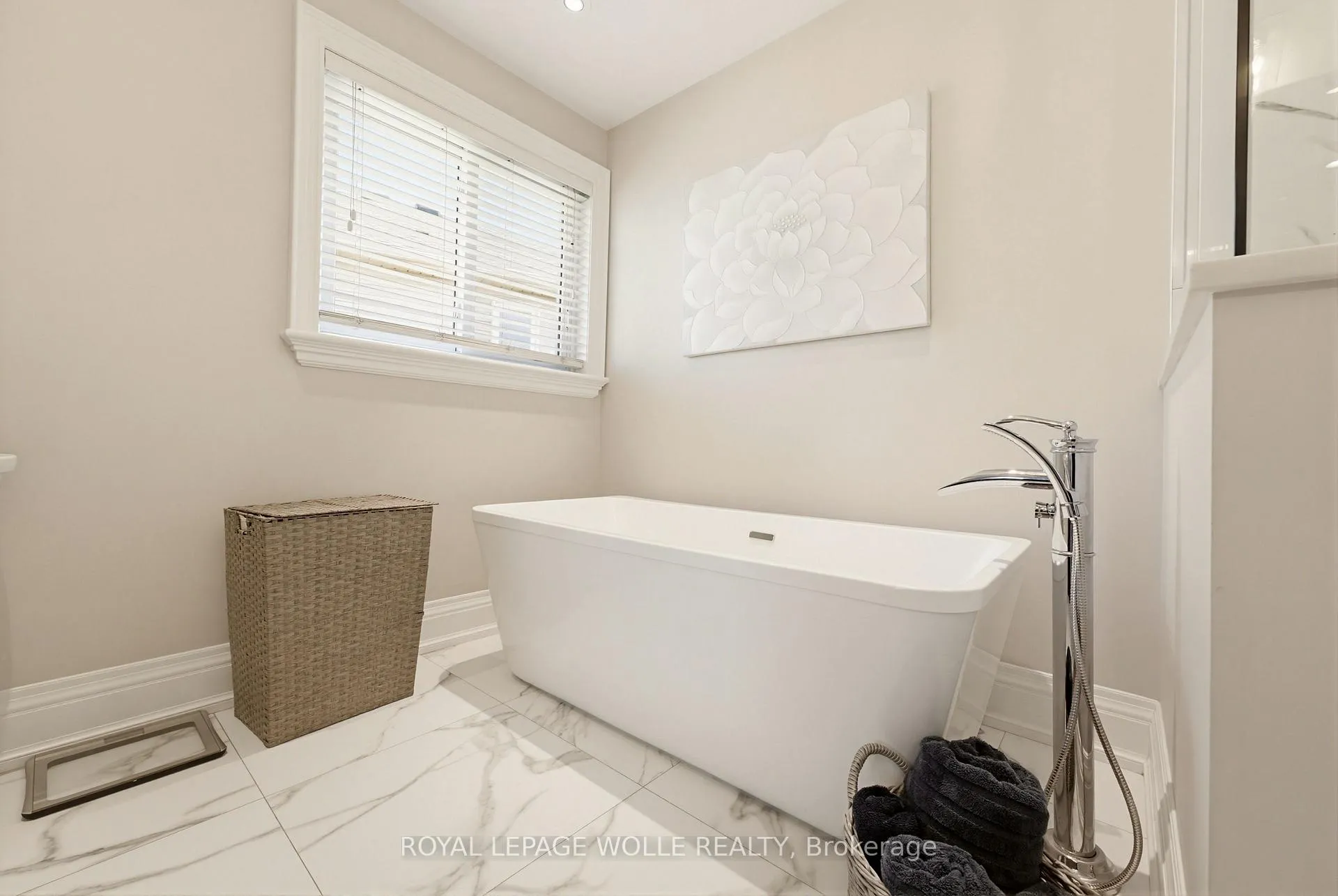 Photo 26 of 64 Highgate Road, Kitchener — HOMEH